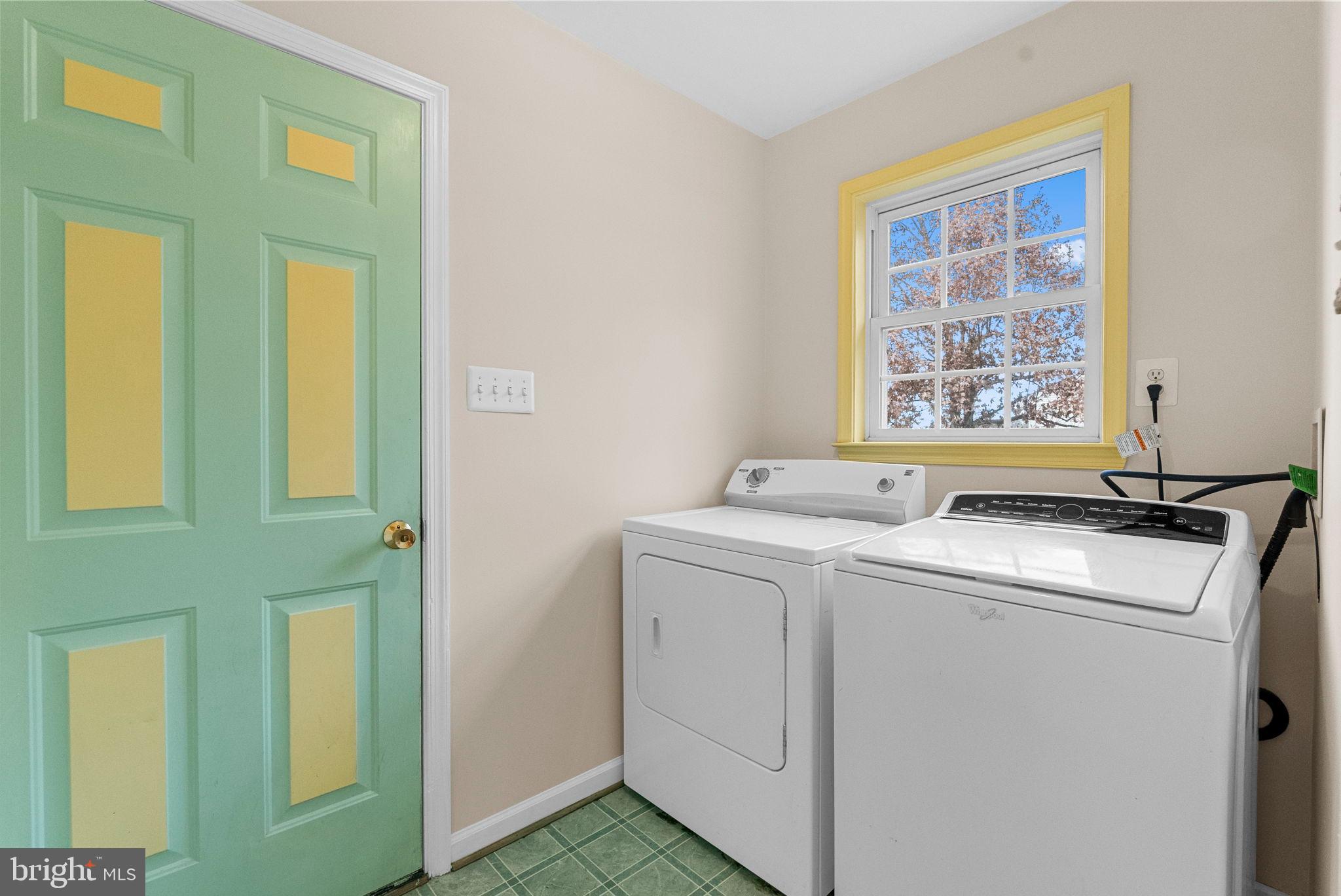 BROOKSTONE - Residential