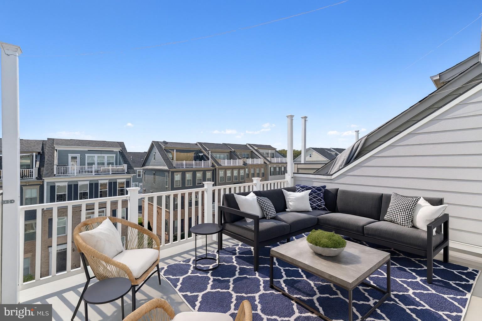 POTOMAC SHORES - Residential Lease