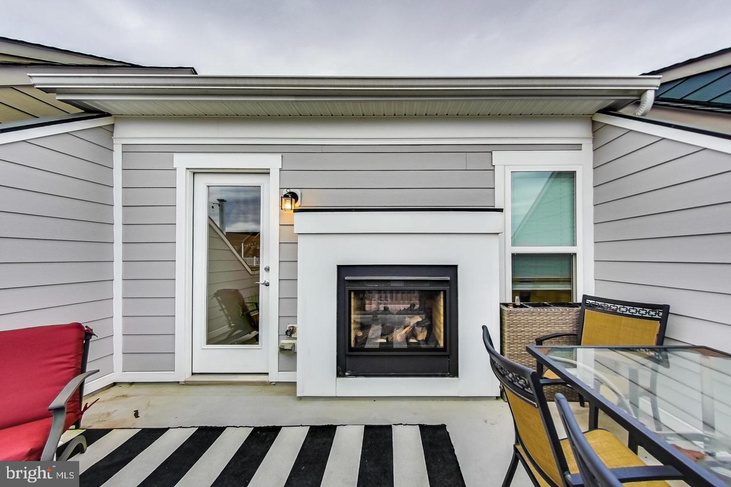 POTOMAC SHORES - Residential Lease