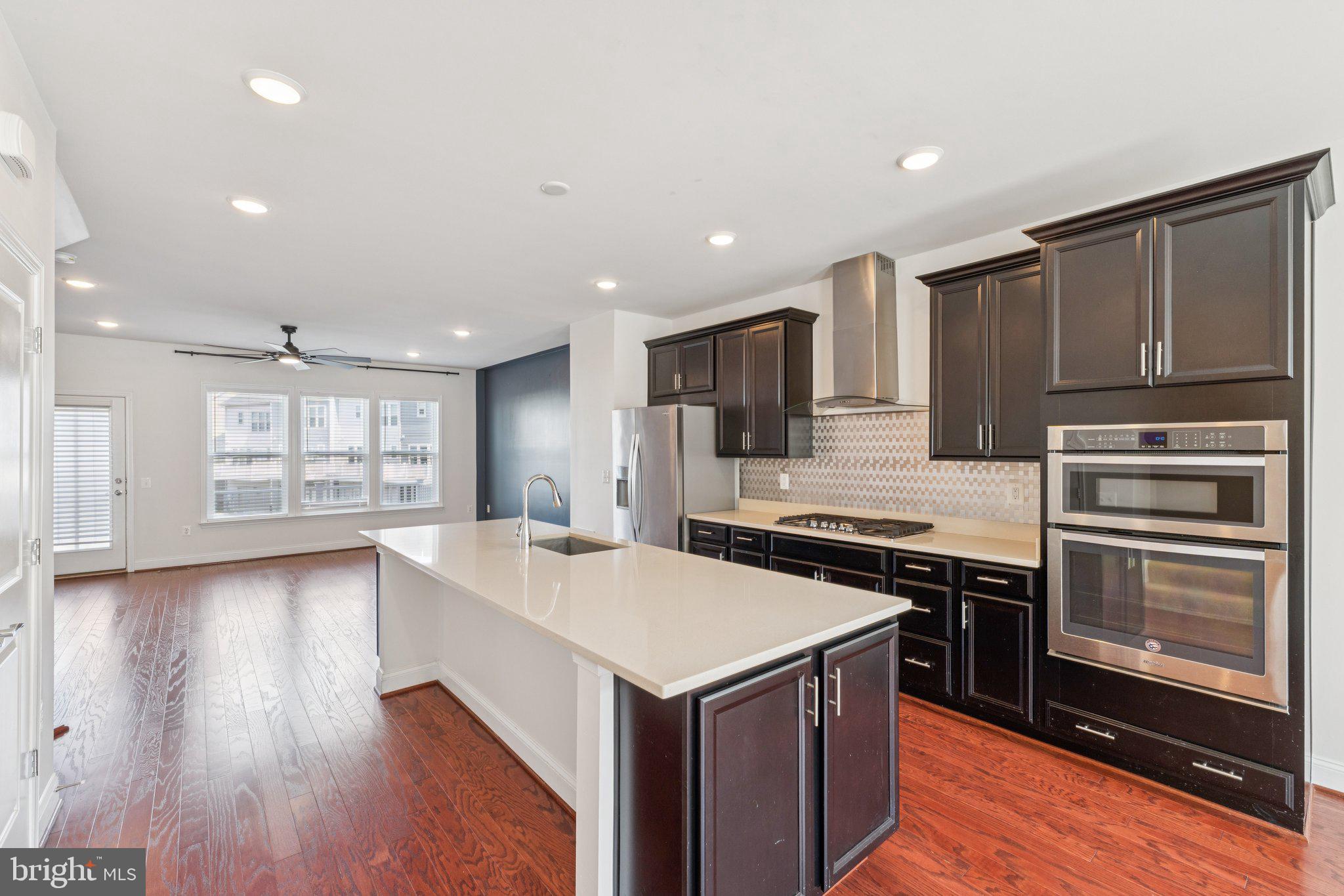 POTOMAC SHORES - Residential Lease