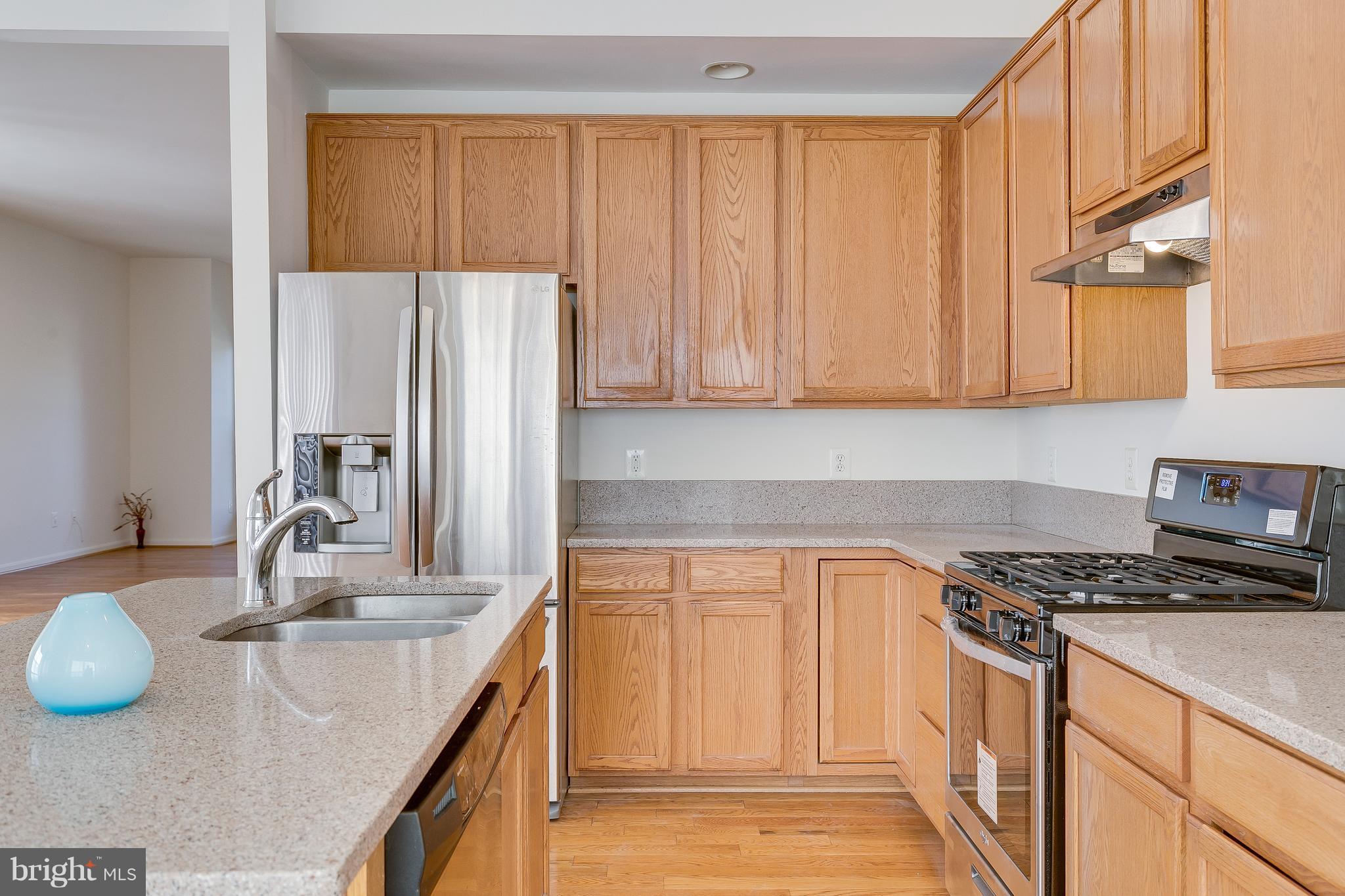 MCNAIR FARMS LANDBAY - Residential