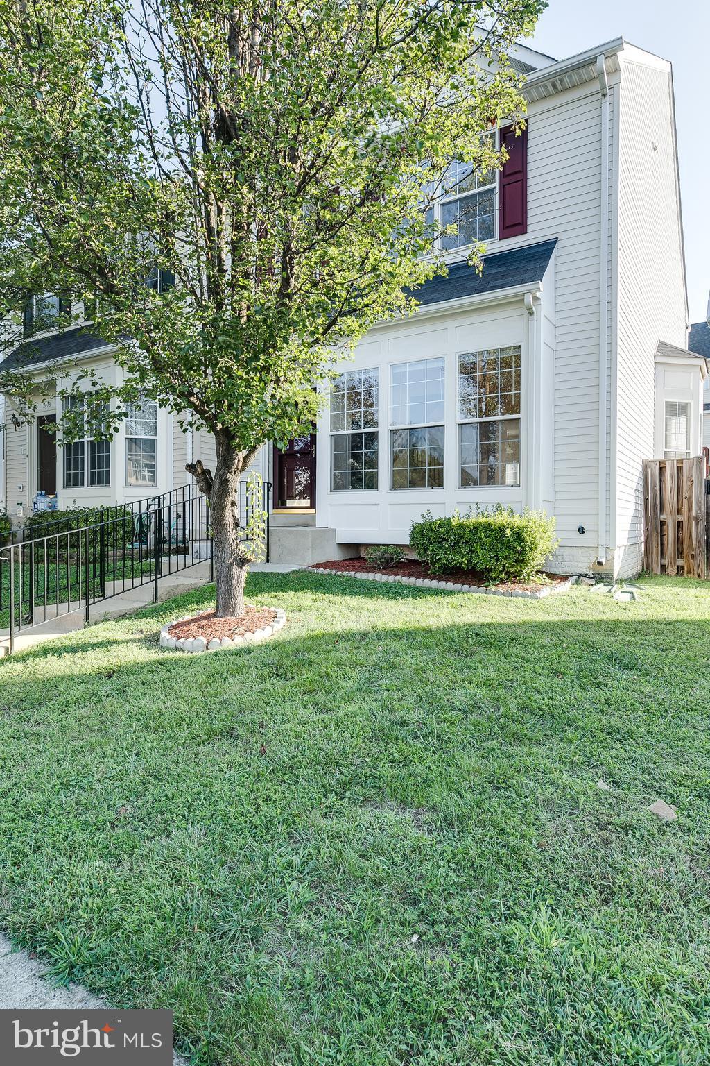 MCNAIR FARMS LANDBAY - Residential