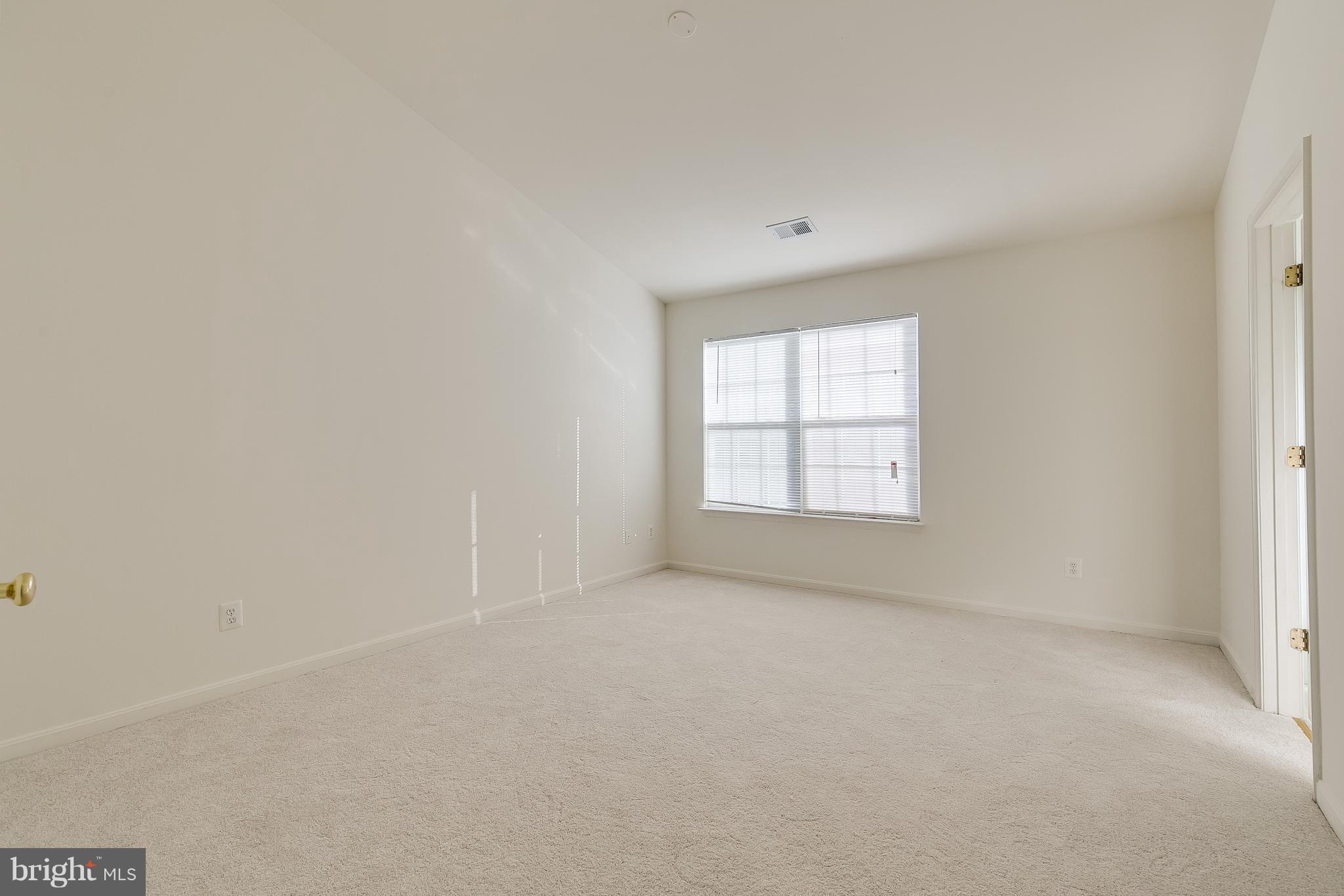 MCNAIR FARMS LANDBAY - Residential