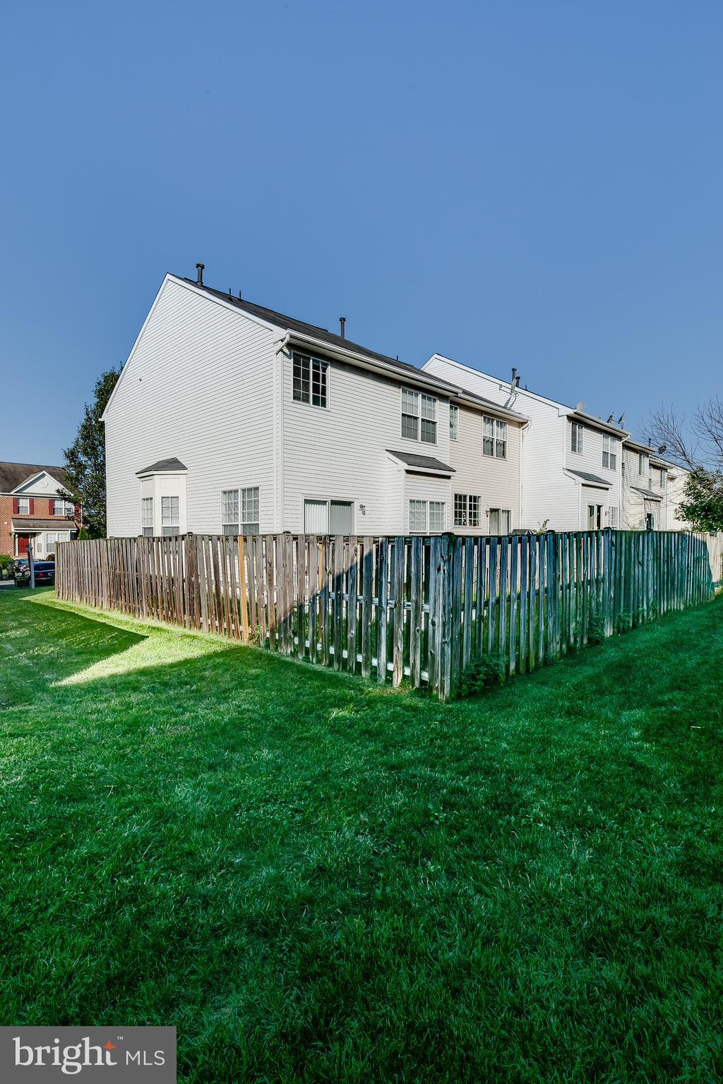 MCNAIR FARMS LANDBAY - Residential