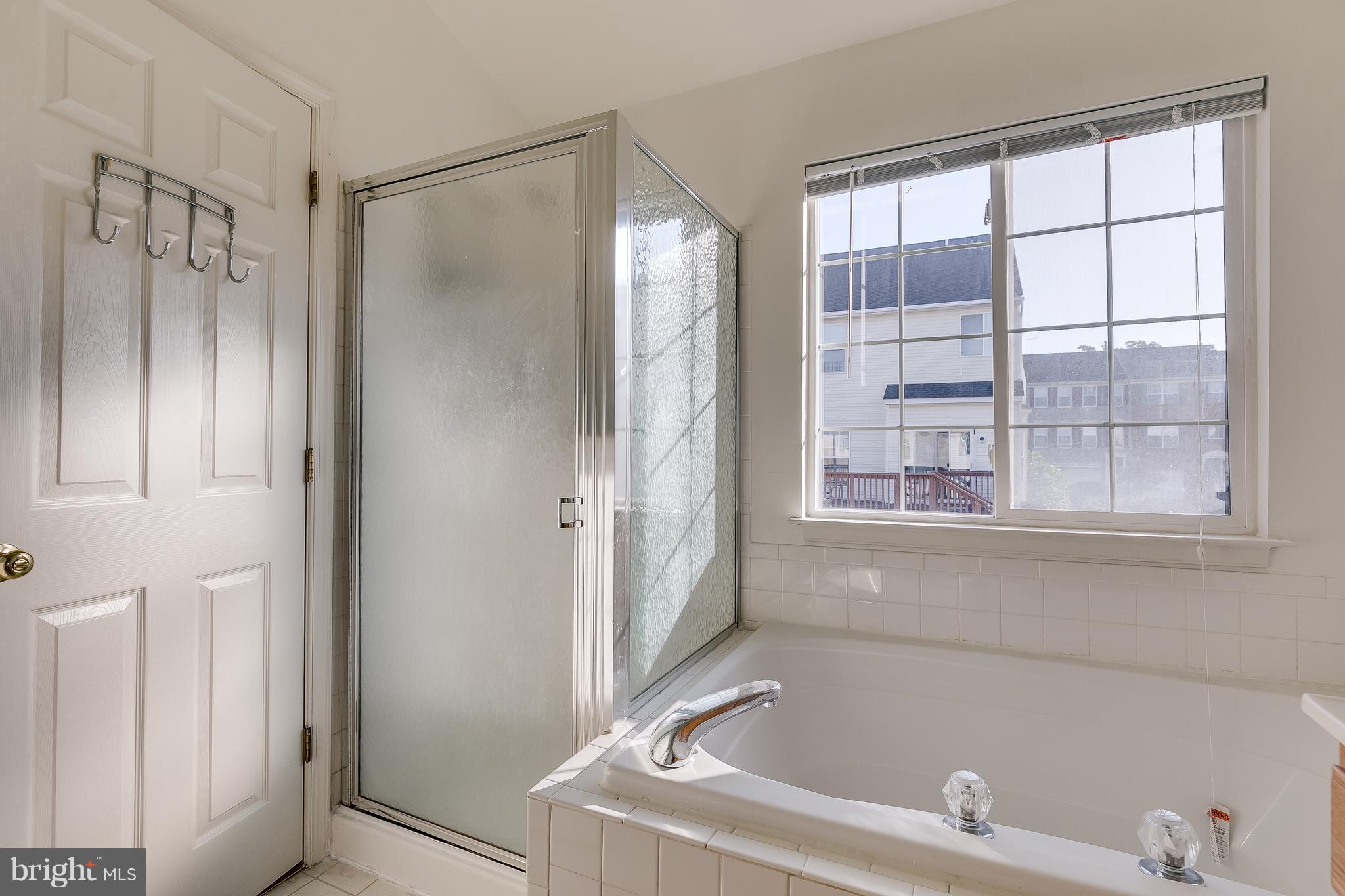 MCNAIR FARMS LANDBAY - Residential