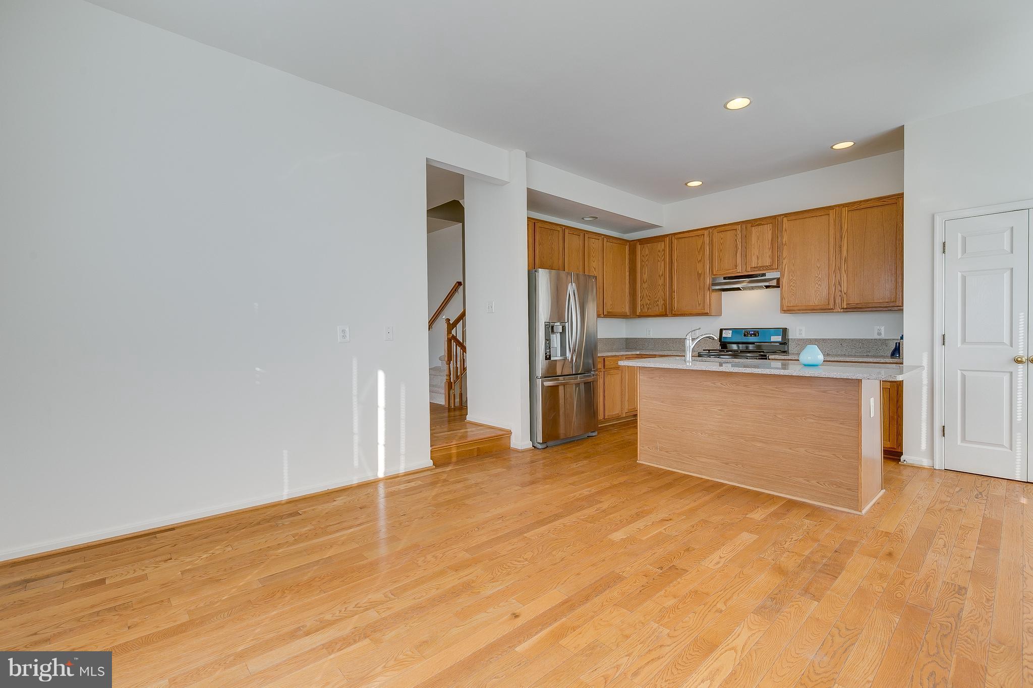 MCNAIR FARMS LANDBAY - Residential