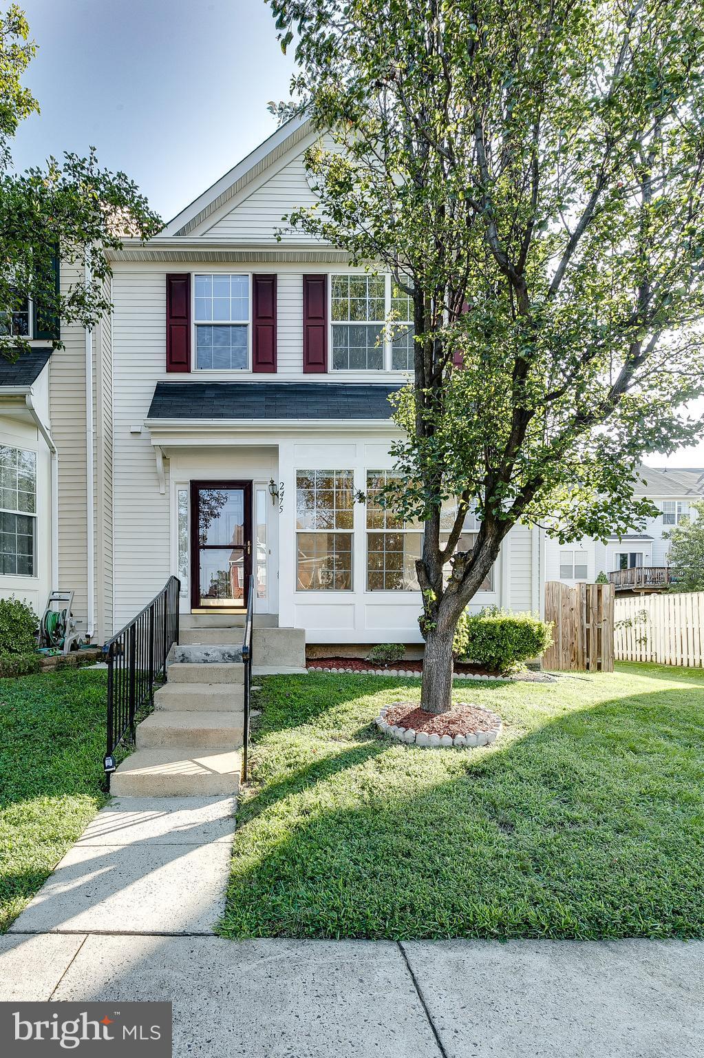 MCNAIR FARMS LANDBAY - Residential