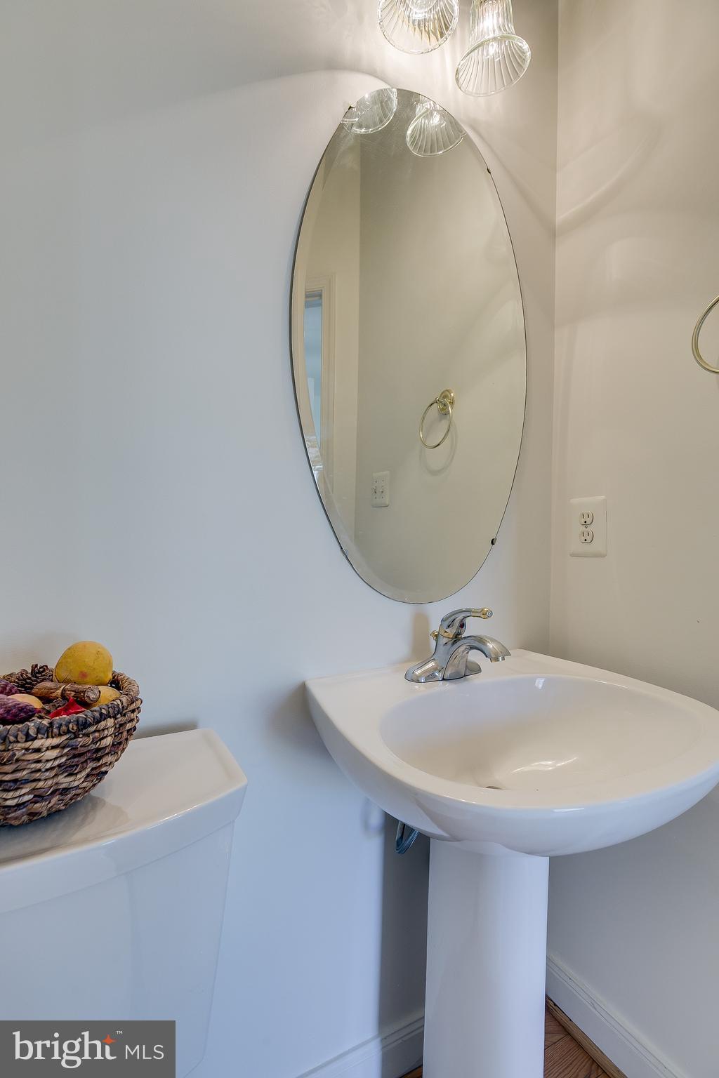 MCNAIR FARMS LANDBAY - Residential