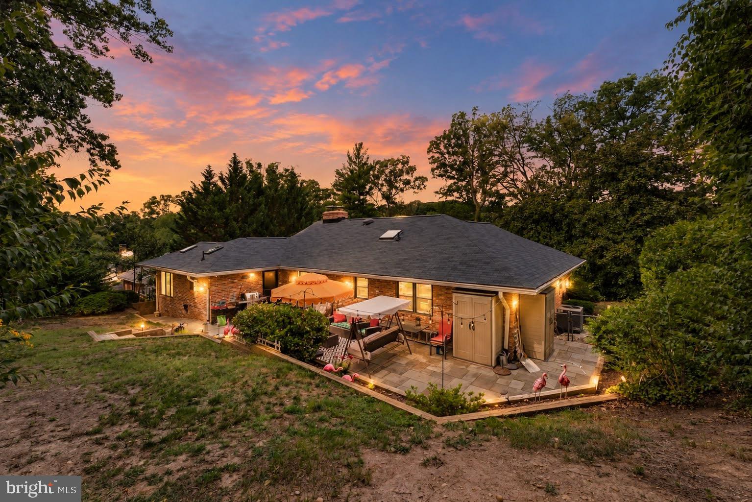 7207 FORT HUNT ROAD