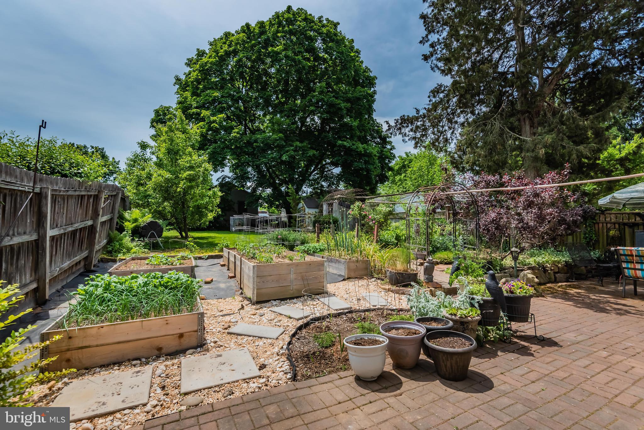 NEWVILLE BOROUGH - Residential