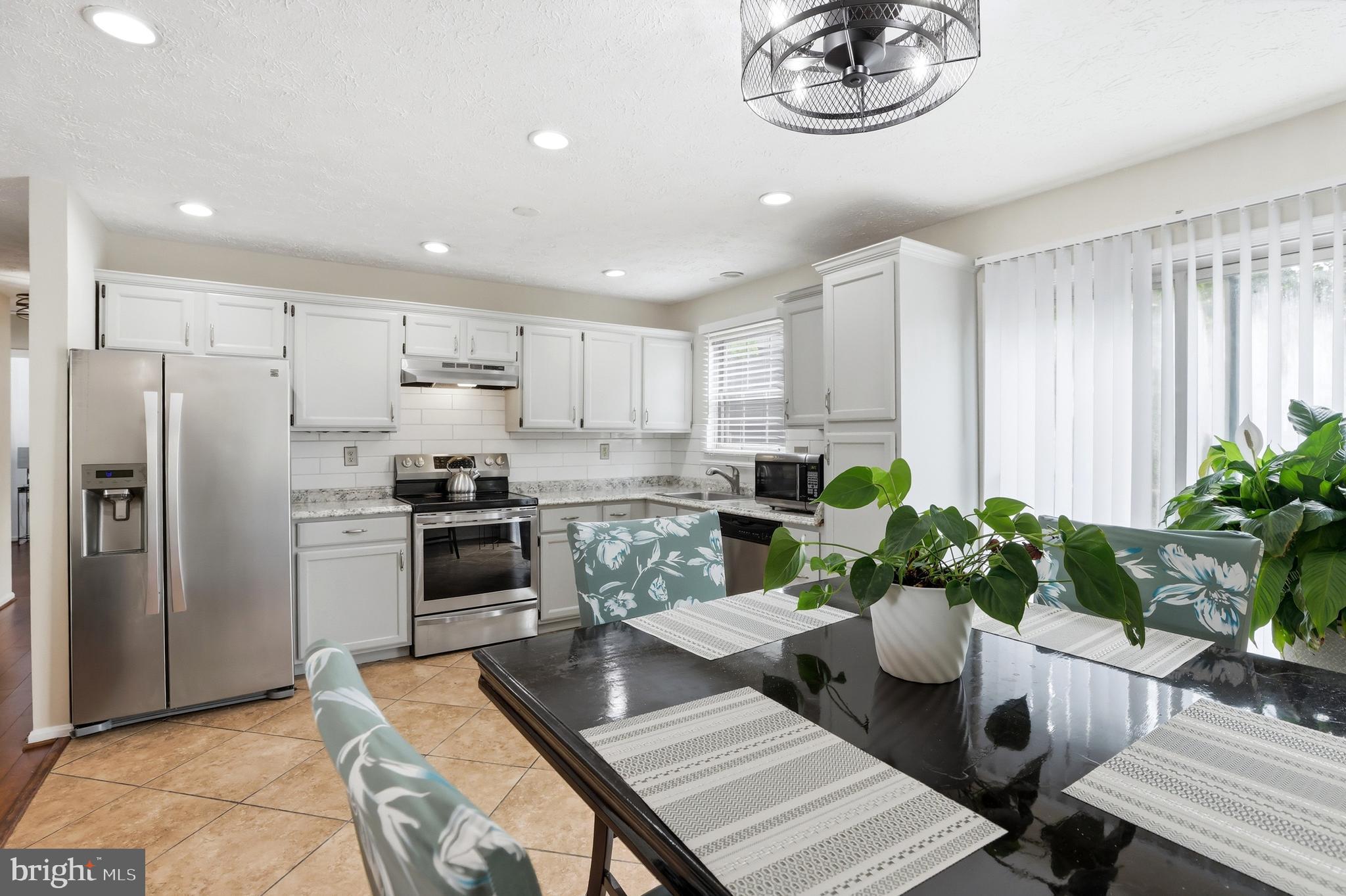 WESTLAKE VILLAGE - Residential