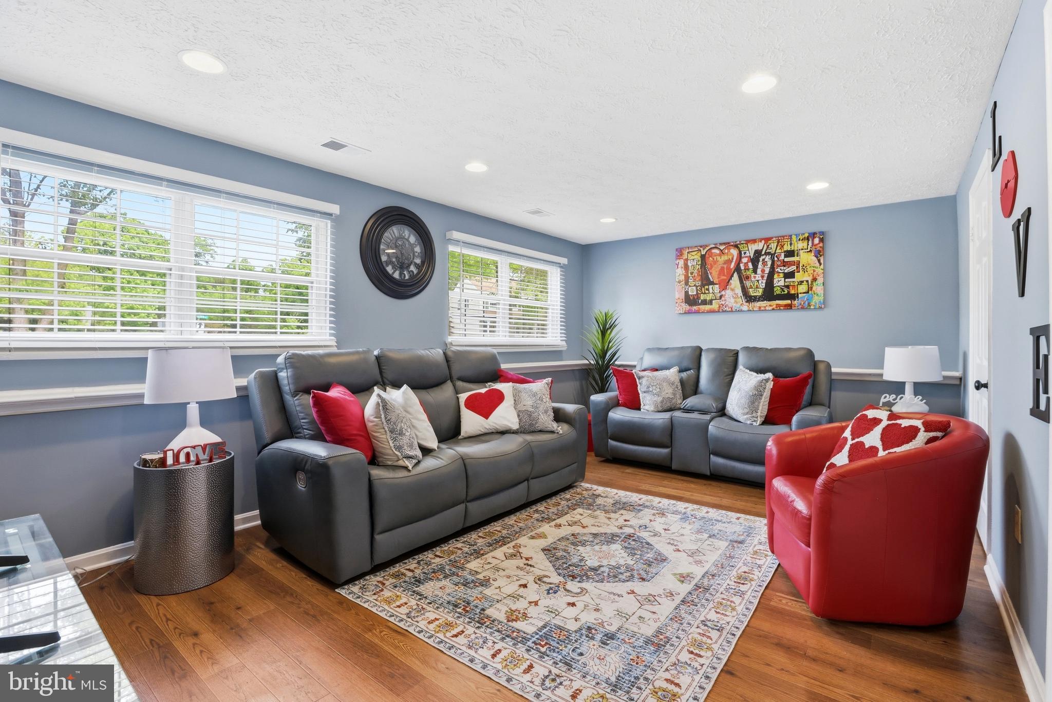 WESTLAKE VILLAGE - Residential