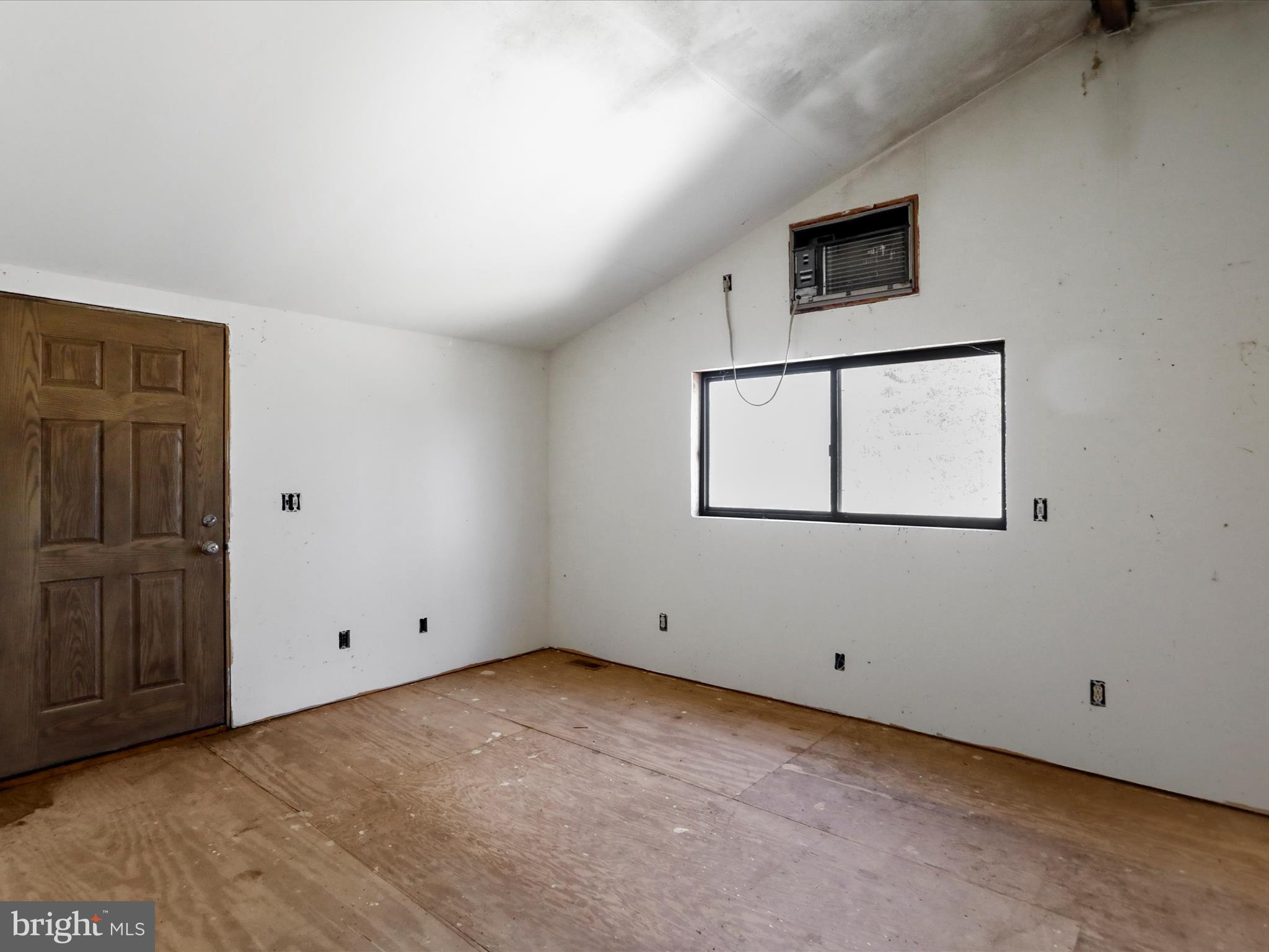 MONTEVALLO HILLS - Residential