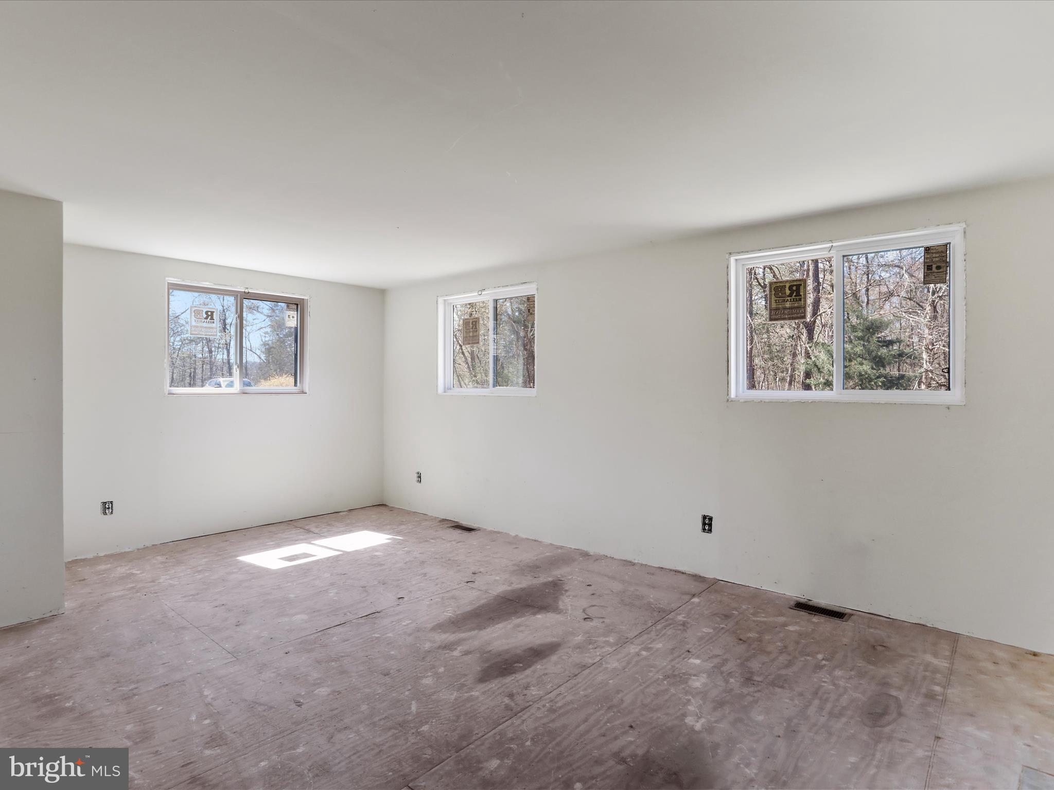 MONTEVALLO HILLS - Residential