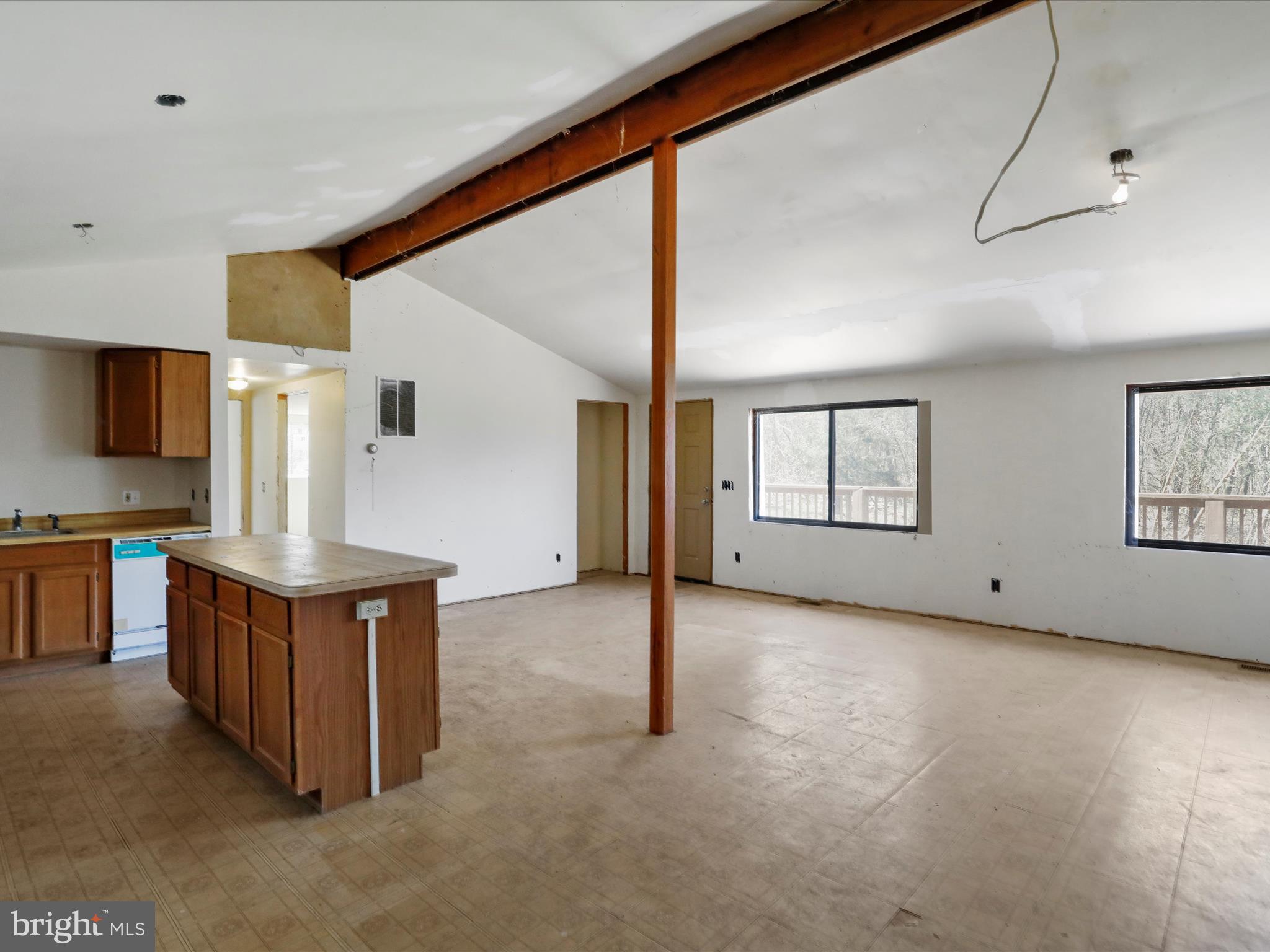 MONTEVALLO HILLS - Residential