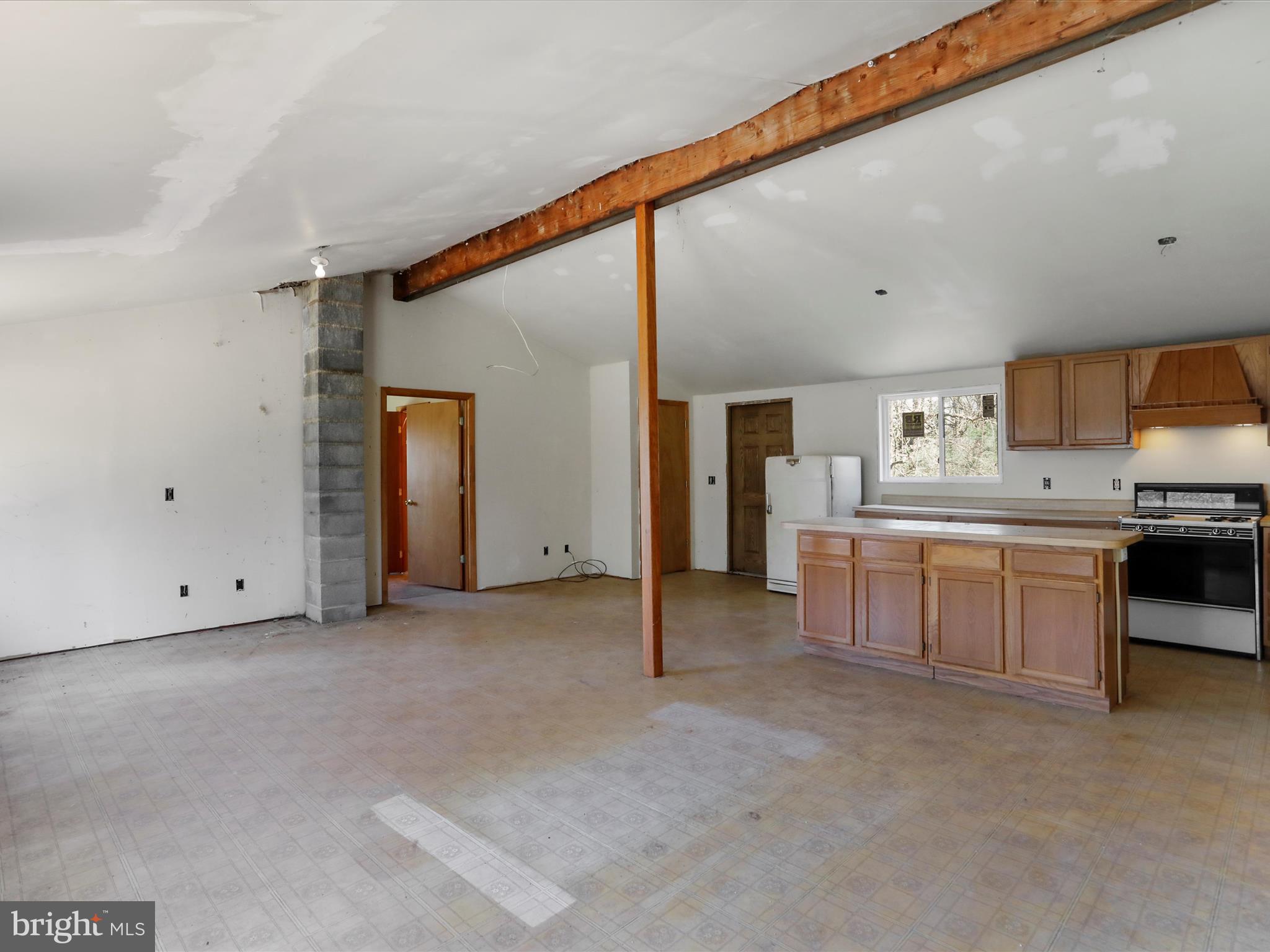 MONTEVALLO HILLS - Residential