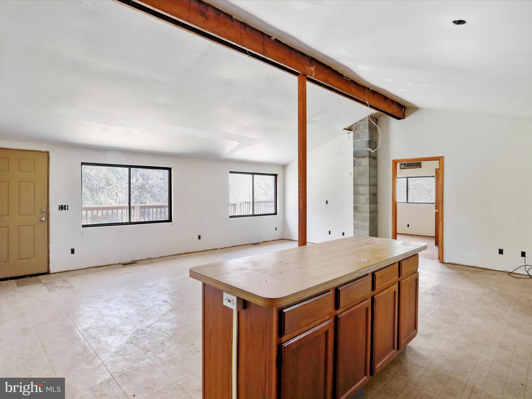 MONTEVALLO HILLS - Residential