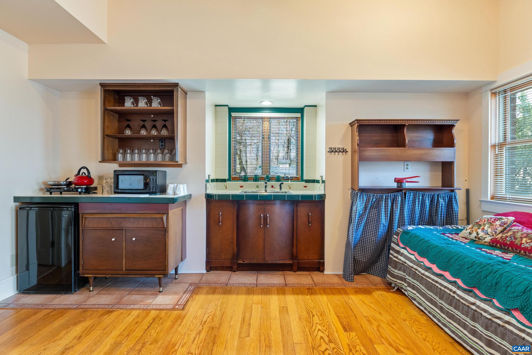 REVEILLE FARM - Residential