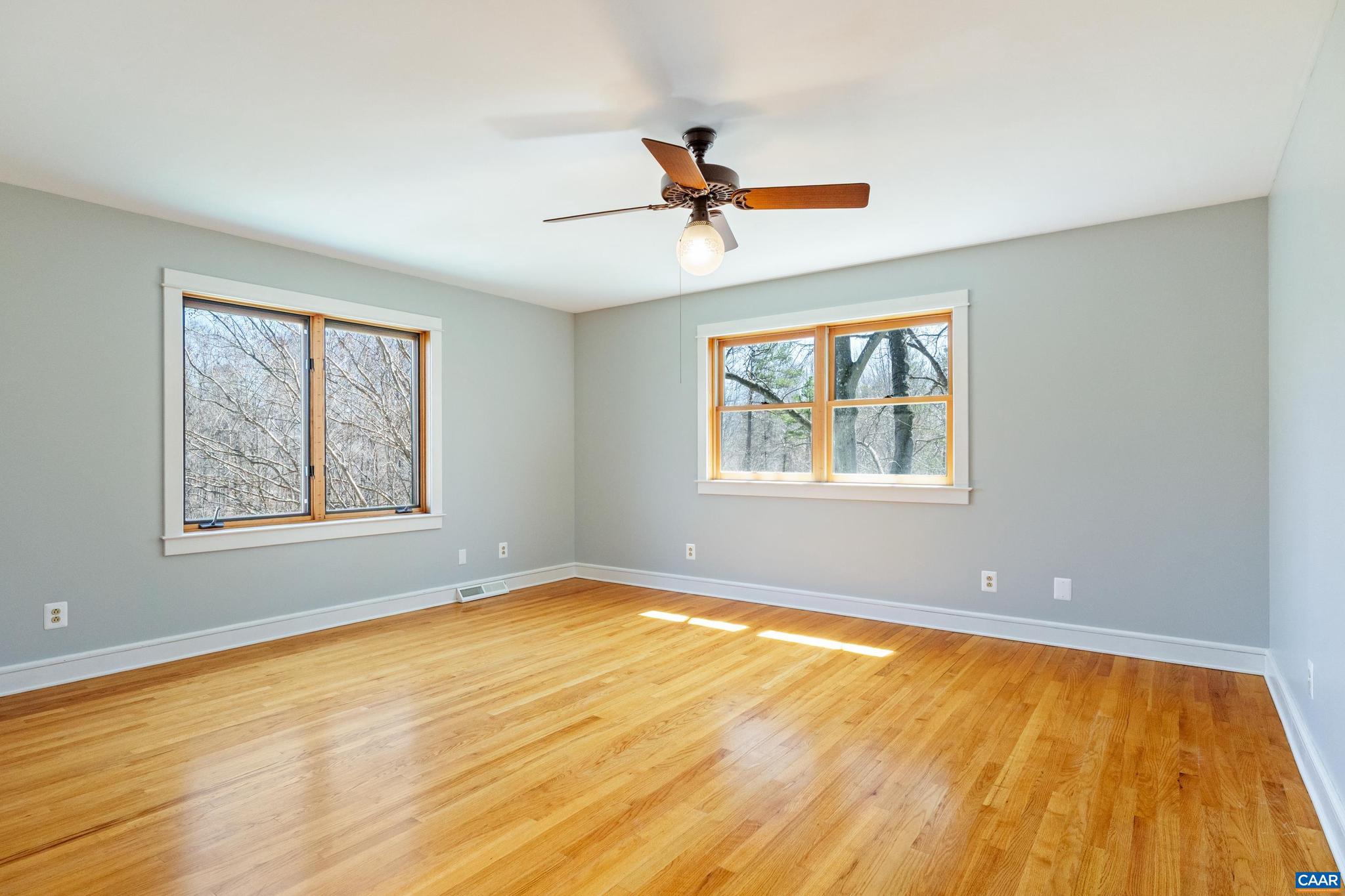 REVEILLE FARM - Residential