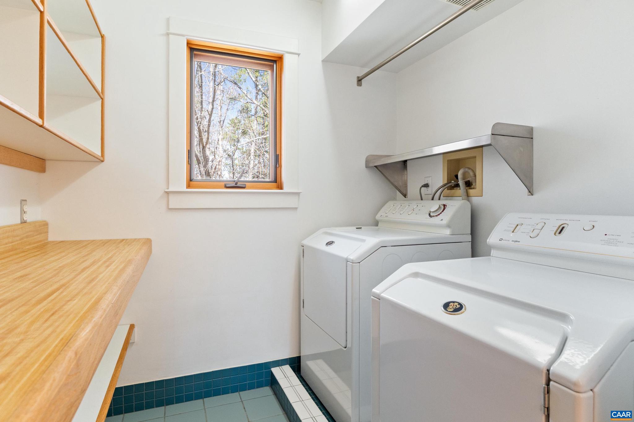 REVEILLE FARM - Residential