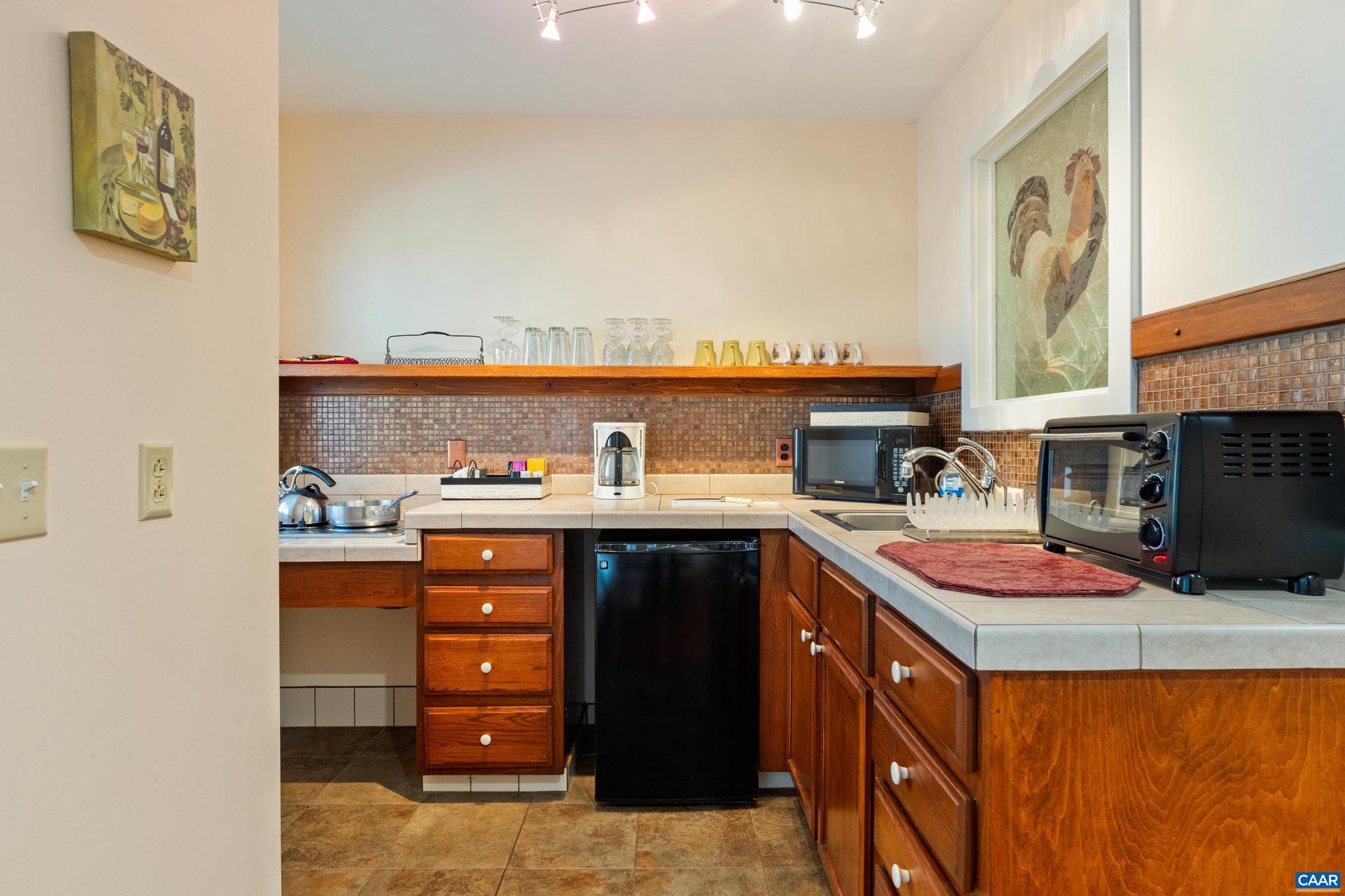 REVEILLE FARM - Residential