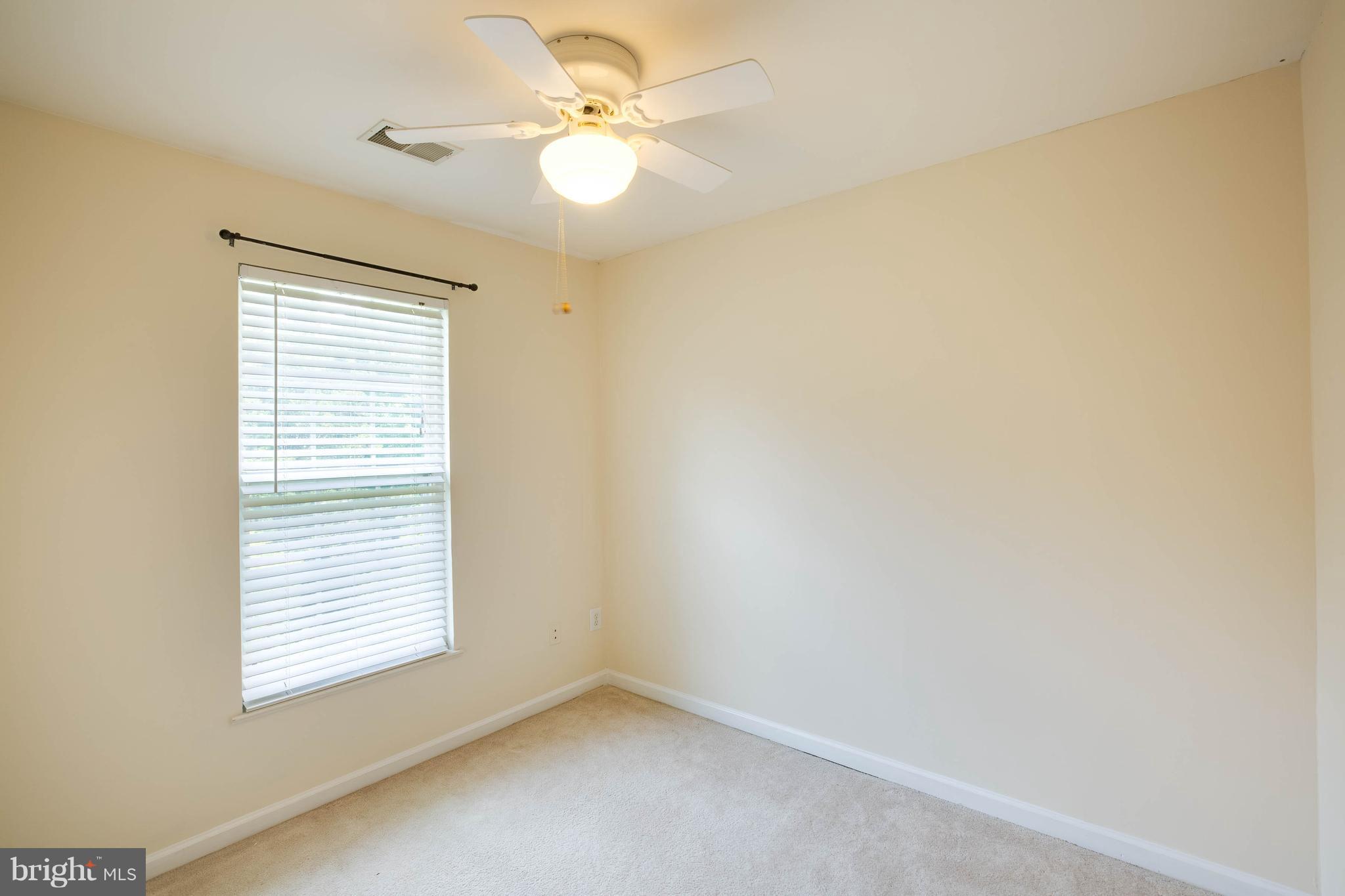 ISLAND CREEK - Residential