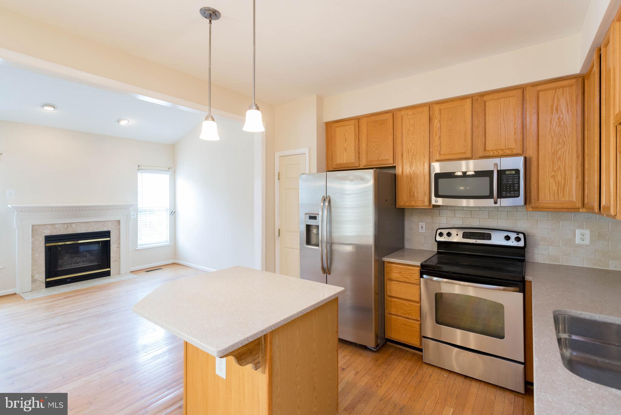 ISLAND CREEK - Residential