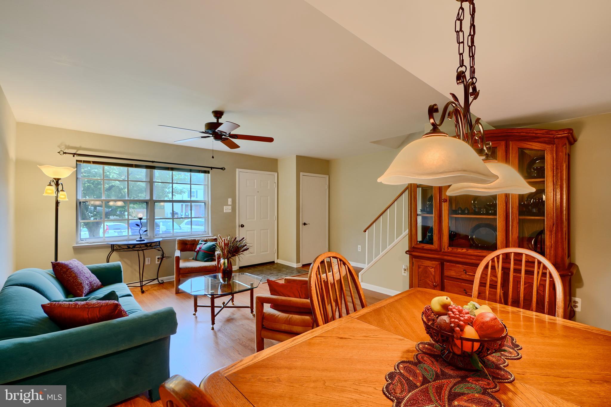 HALLFIELD MANOR - Residential