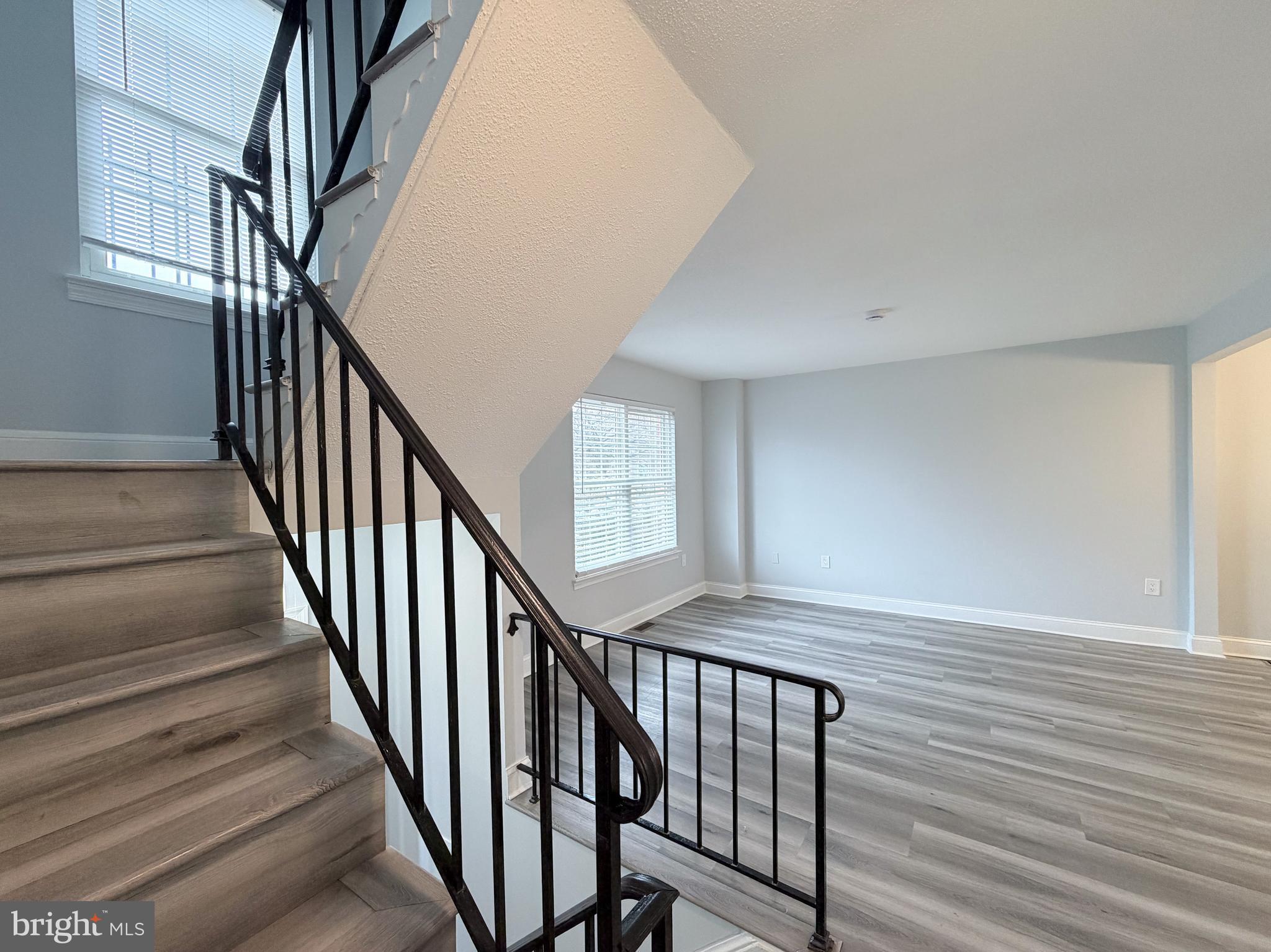 HERITAGE VILLAGE - Residential