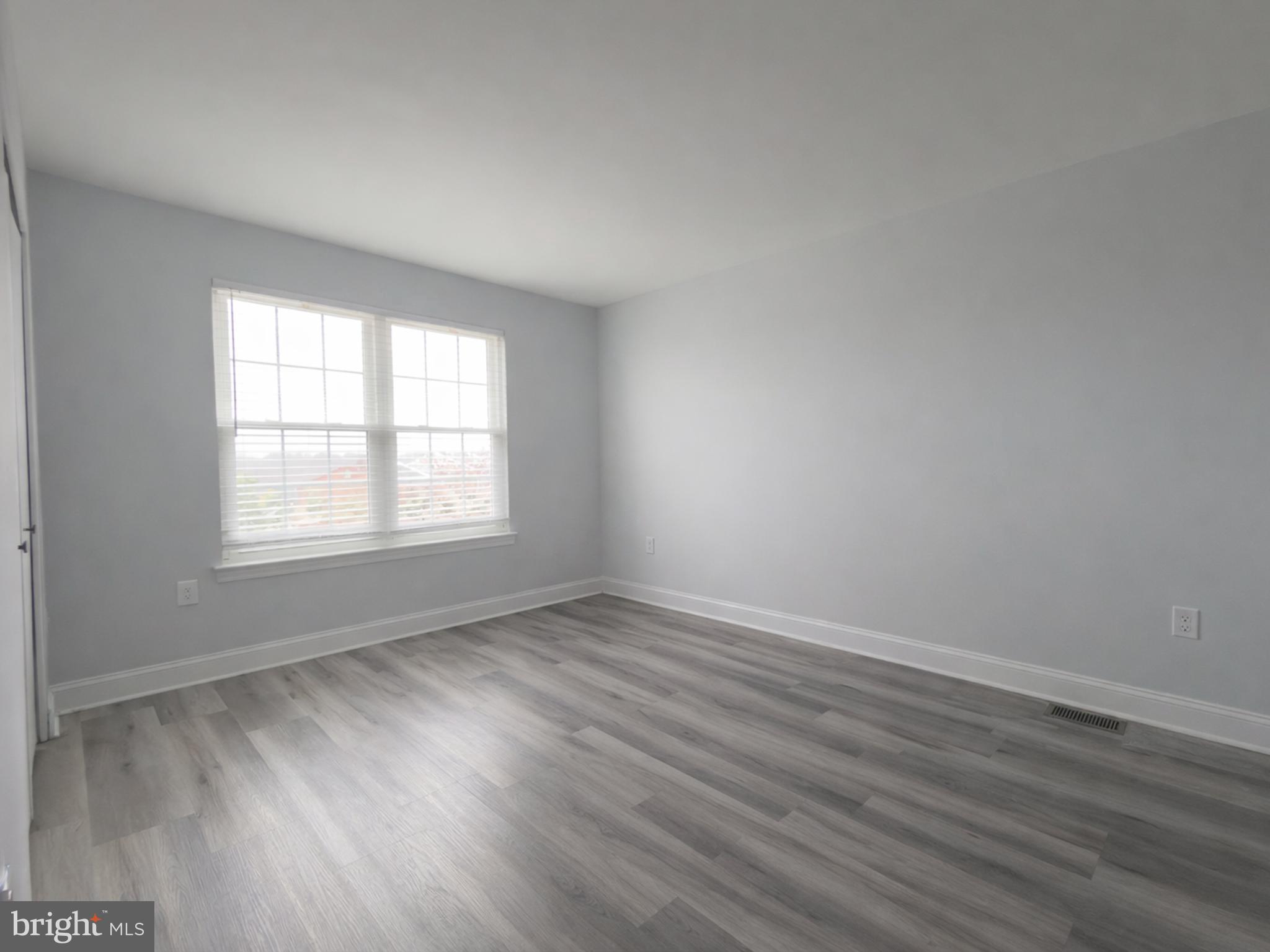 HERITAGE VILLAGE - Residential