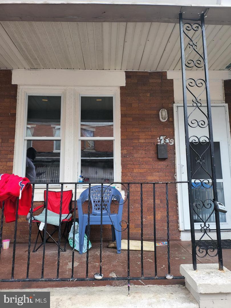 KENSINGTON - Residential