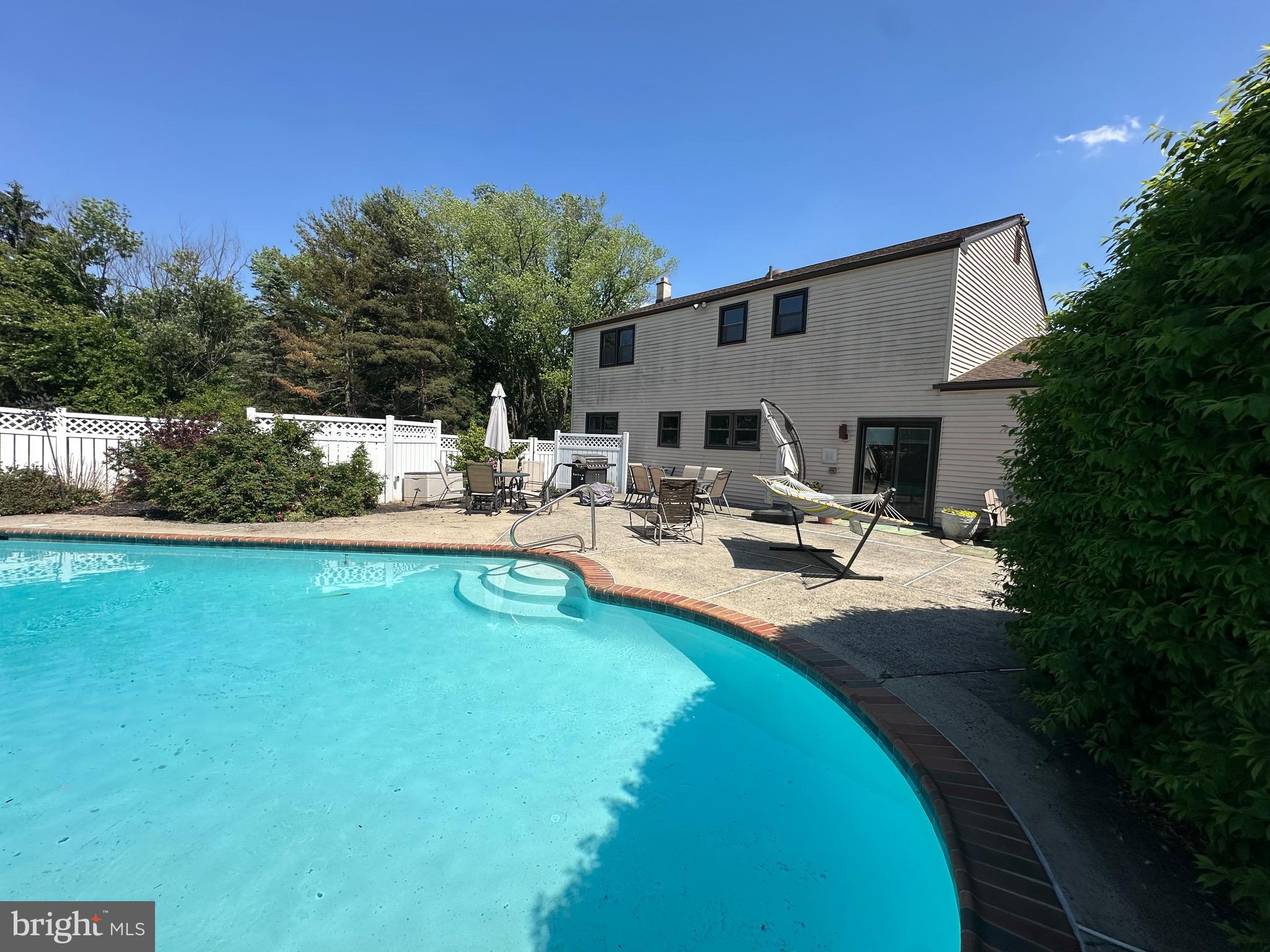 BLUE BELL - Residential