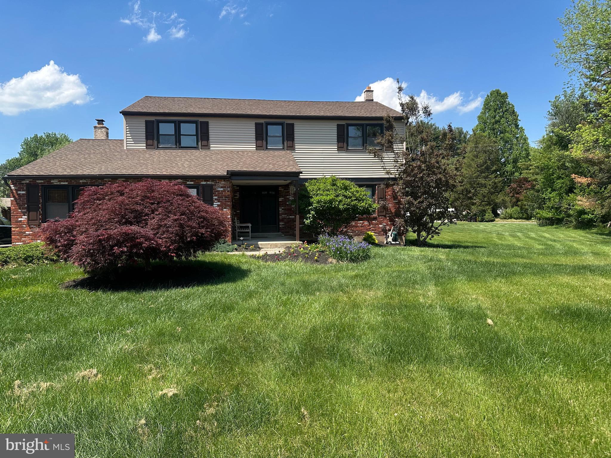 1325 DEFLAVIS CIRCLE