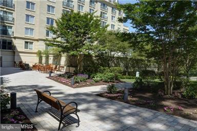 PARK PLACE - Residential Lease