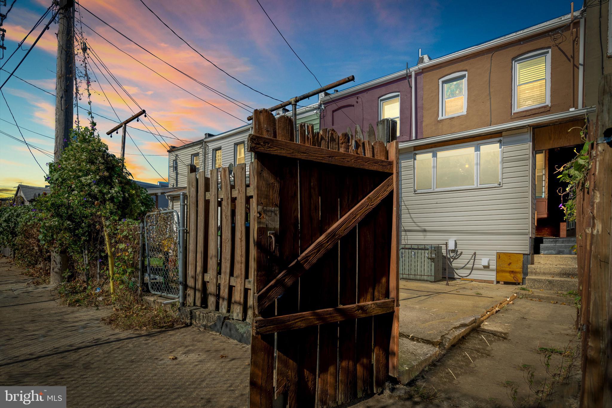 503 W 27TH STREET