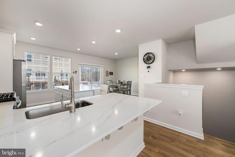 472 MONTE FARM ROAD MOUNT LAUREL NJ 08054