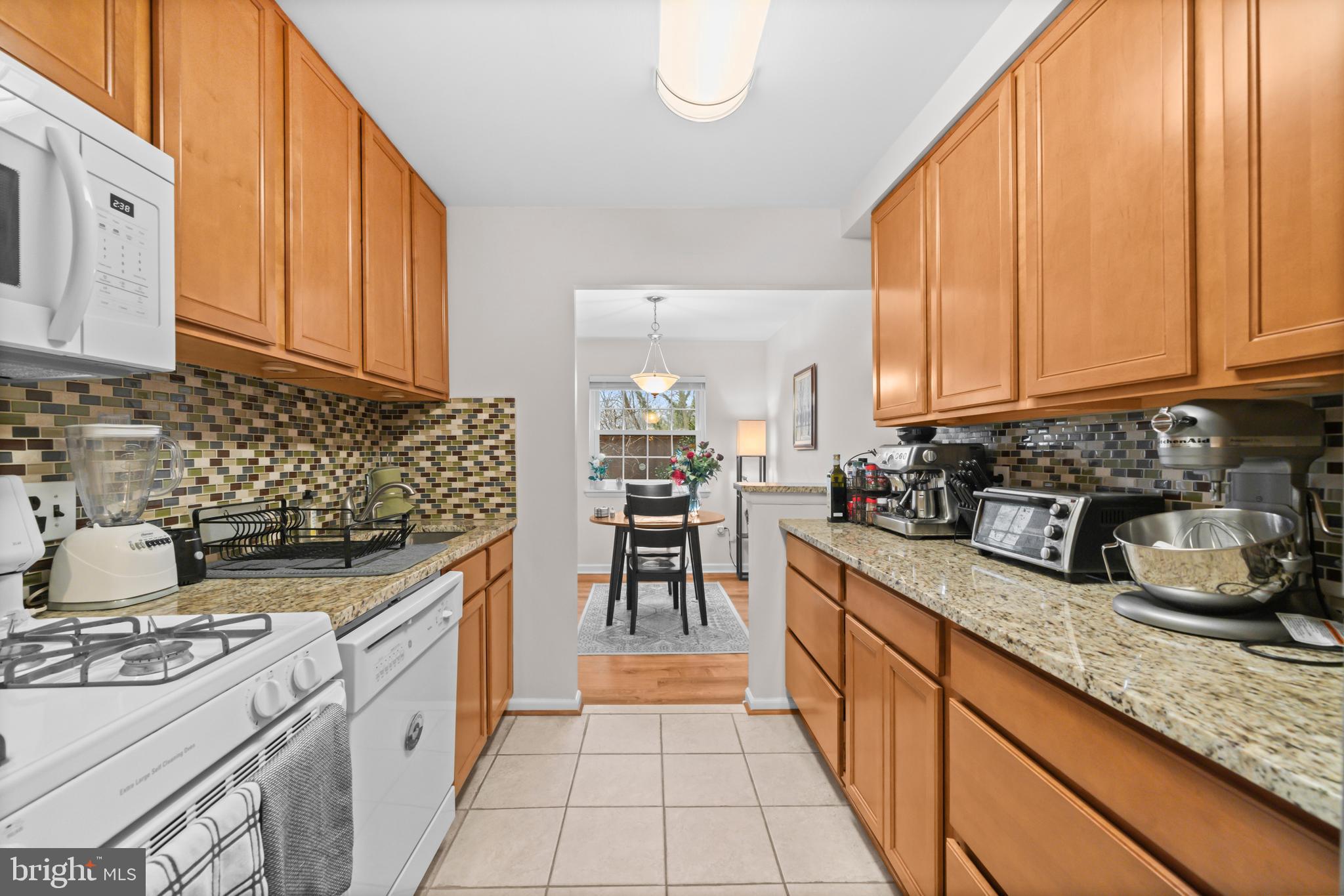 MC LEAN CHASE - Residential