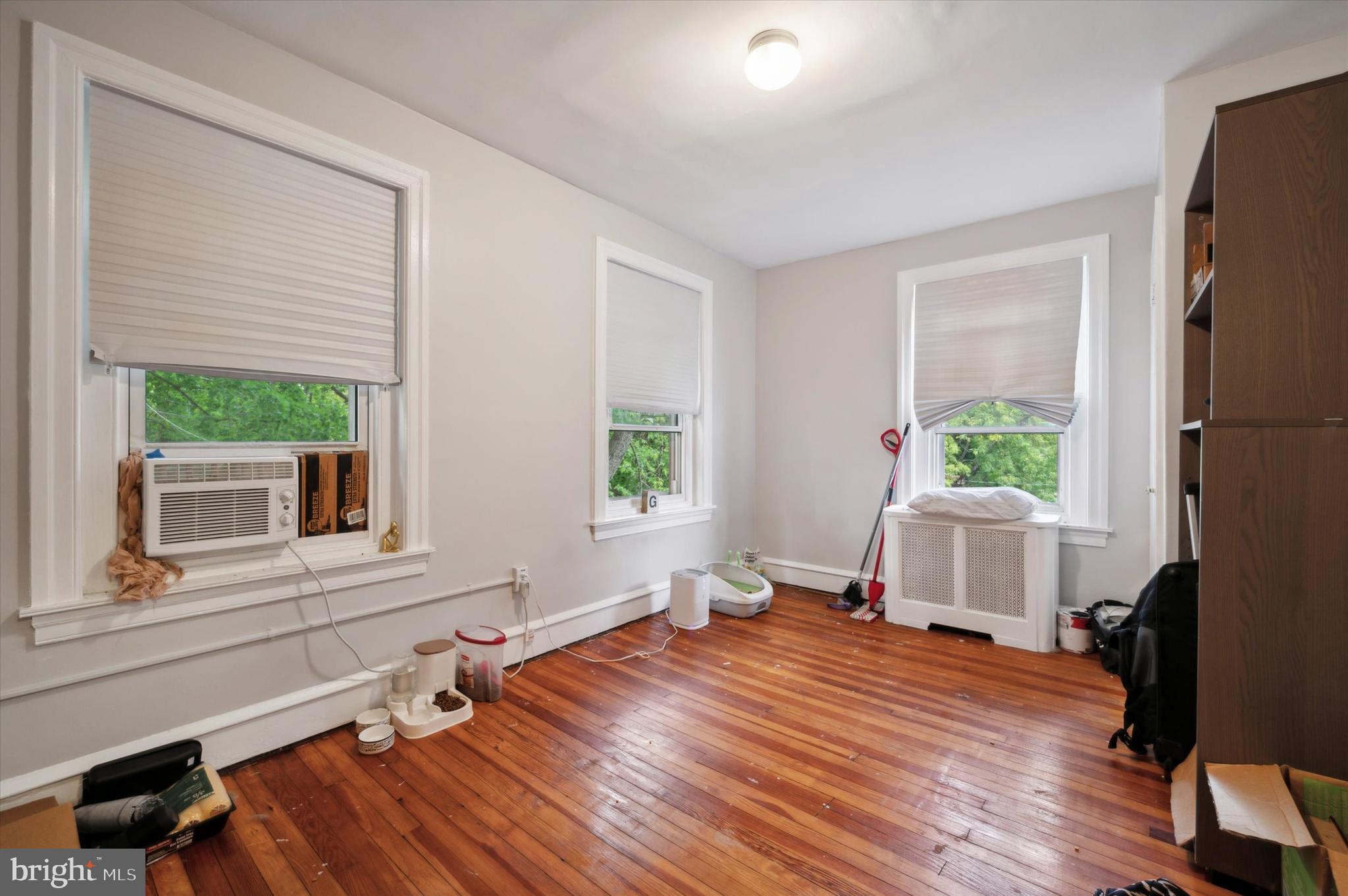 NORRISTOWN - Residential