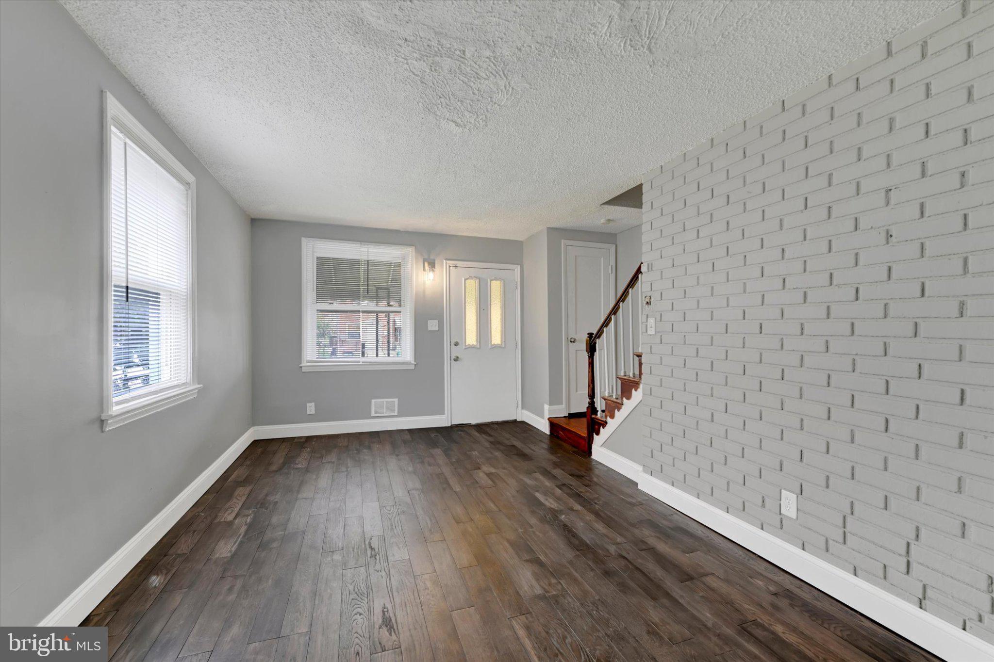1518 ELRINO STREET