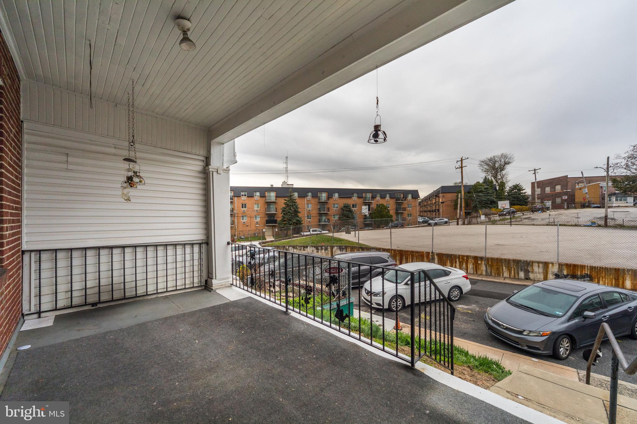 STONEHURST - Residential