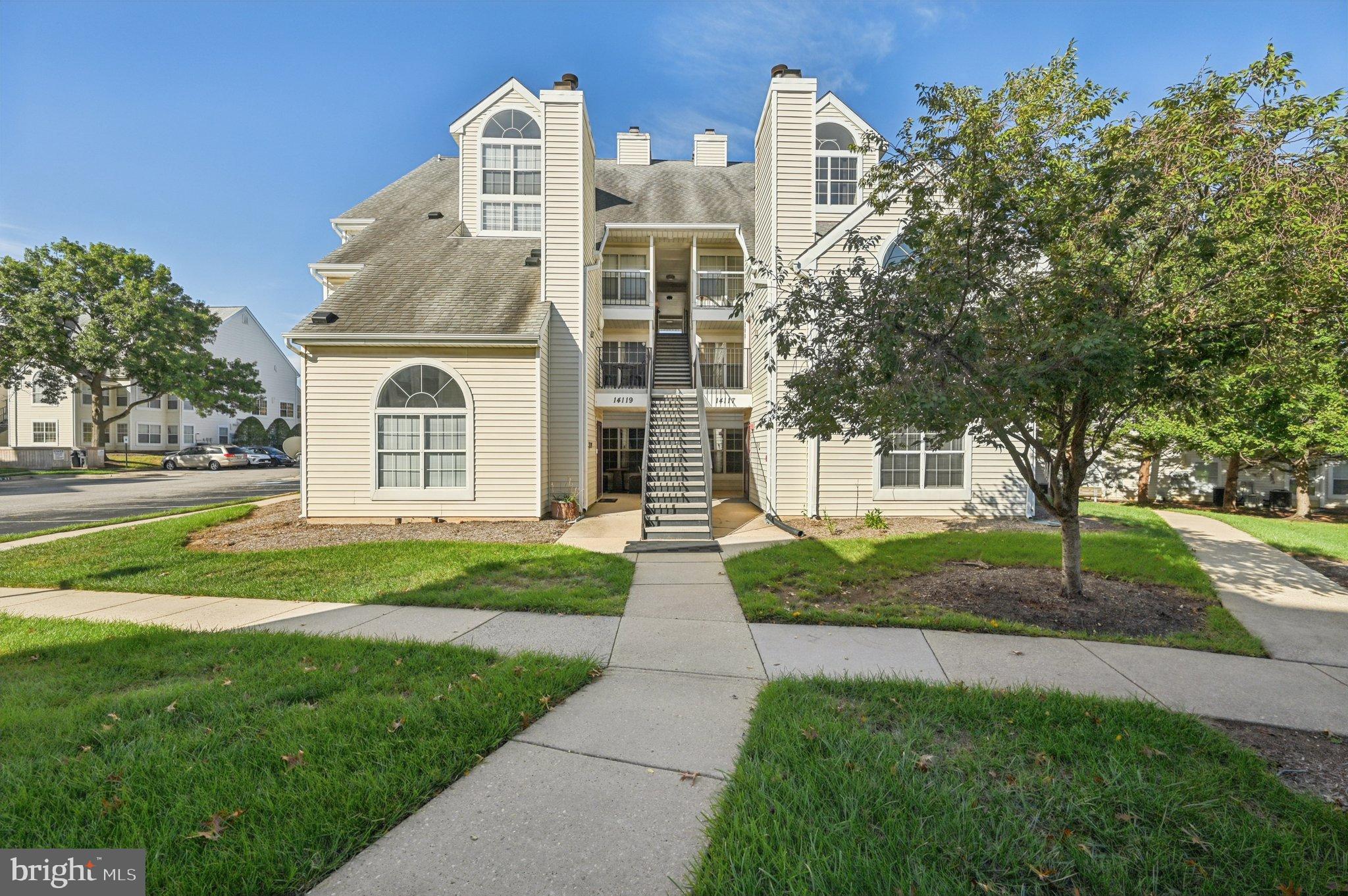 VISTAS 2 AT LAUREL - Residential