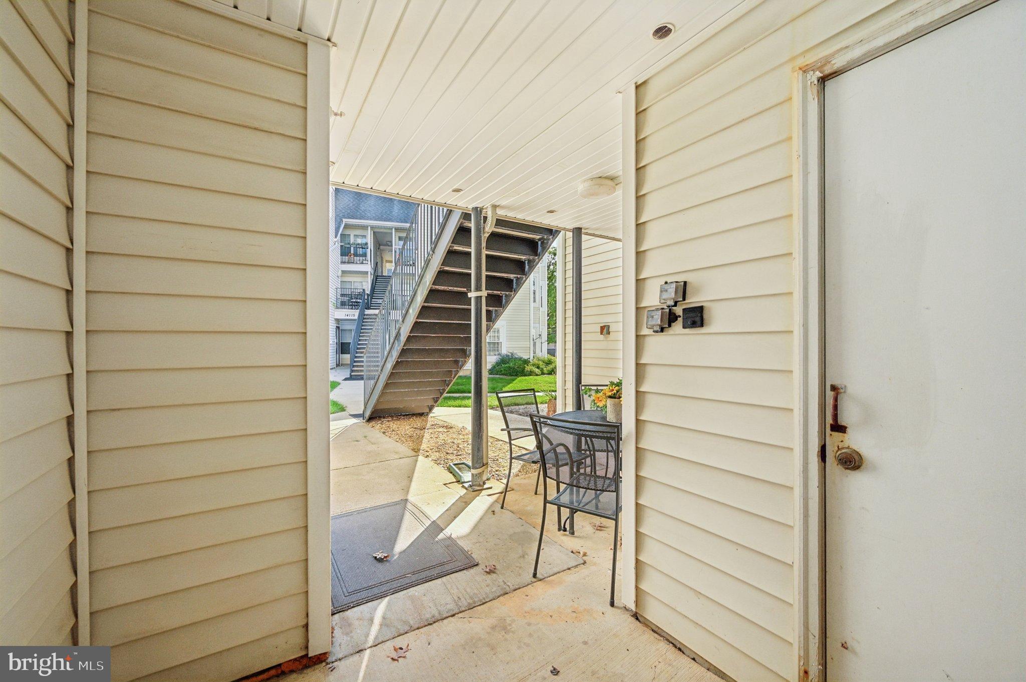 VISTAS 2 AT LAUREL - Residential