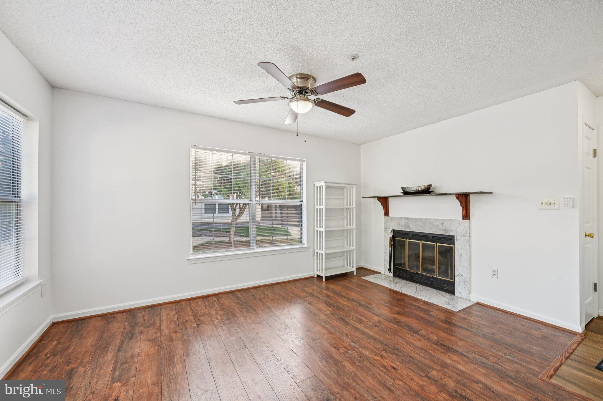 VISTAS 2 AT LAUREL - Residential