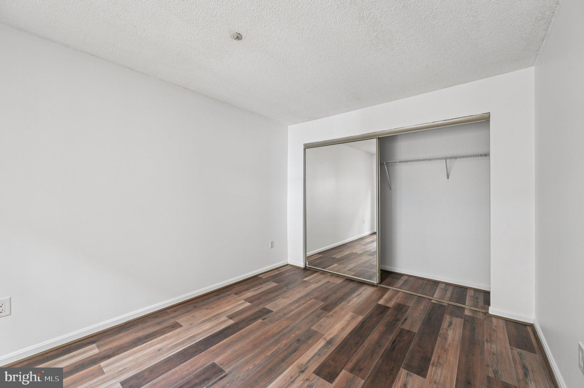 VISTAS 2 AT LAUREL - Residential