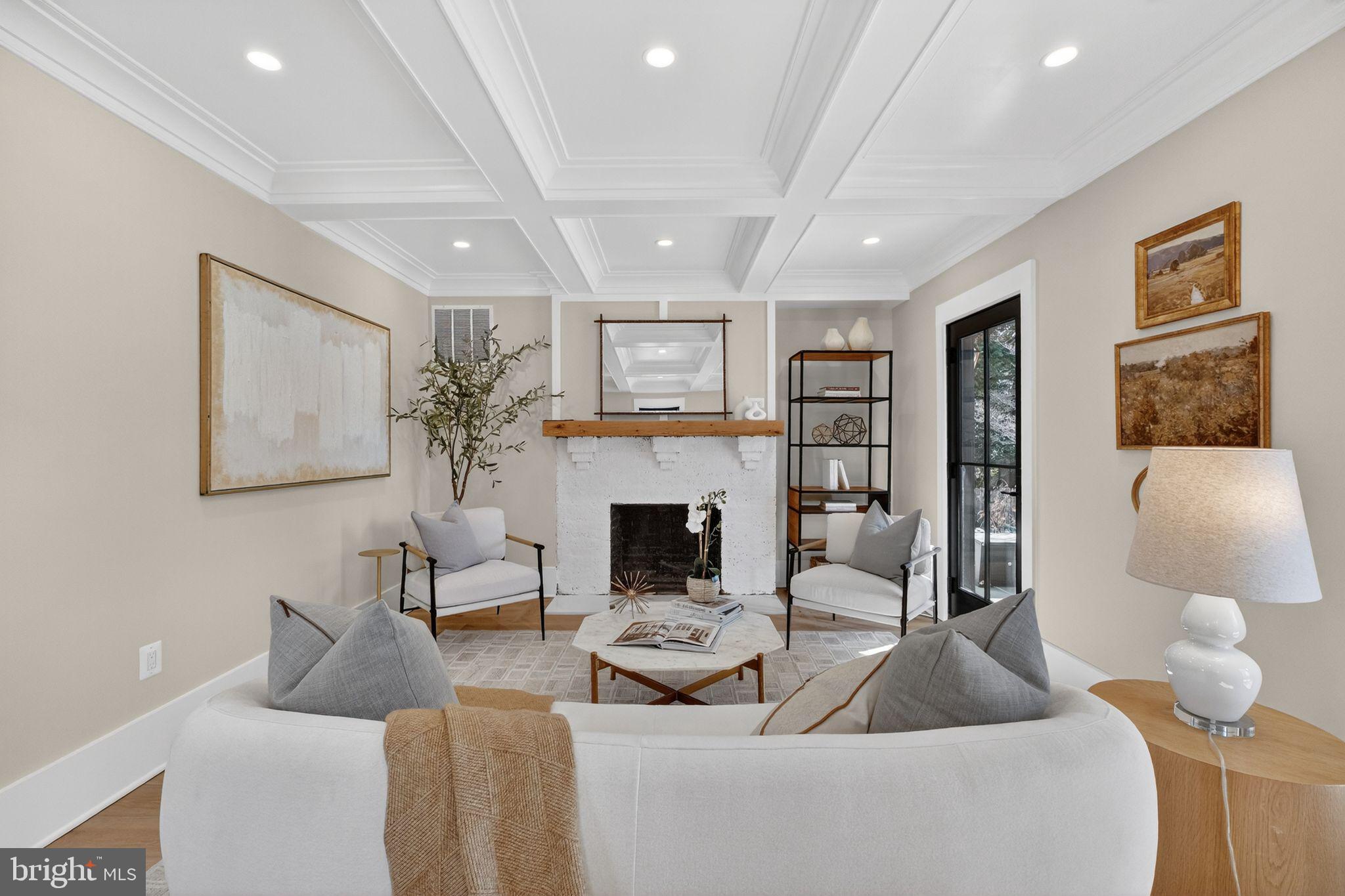 4121 MILITARY ROAD NW