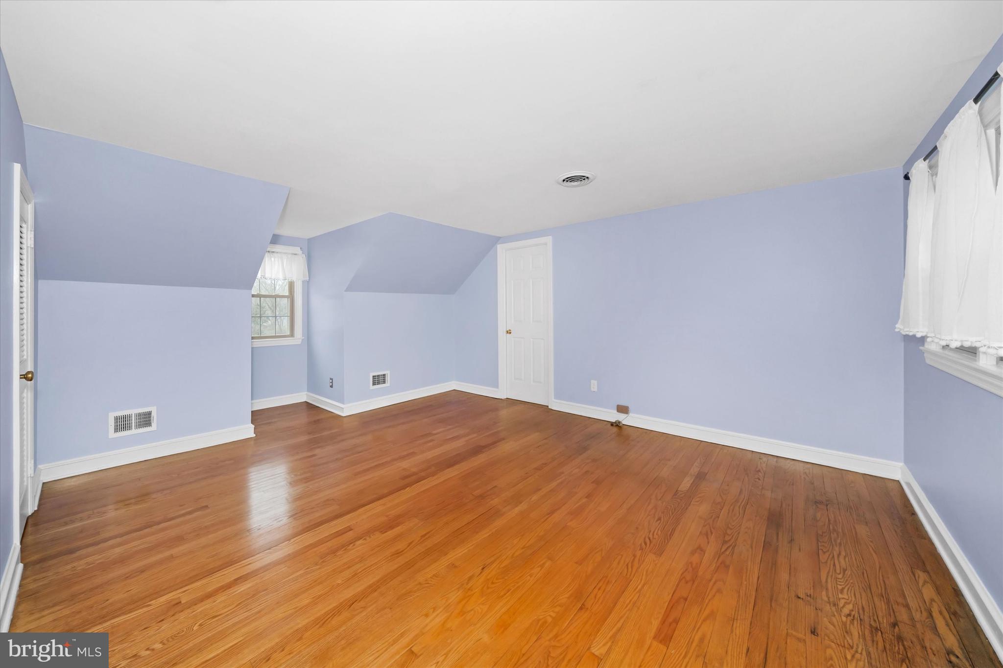 FOULK WOODS - Residential