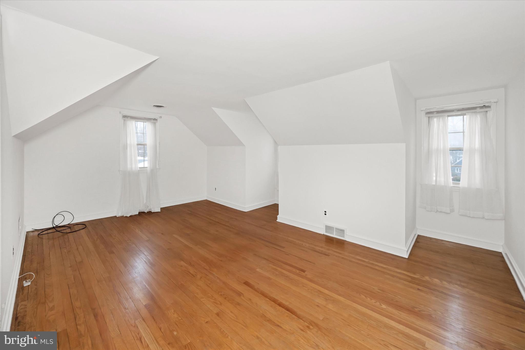 FOULK WOODS - Residential