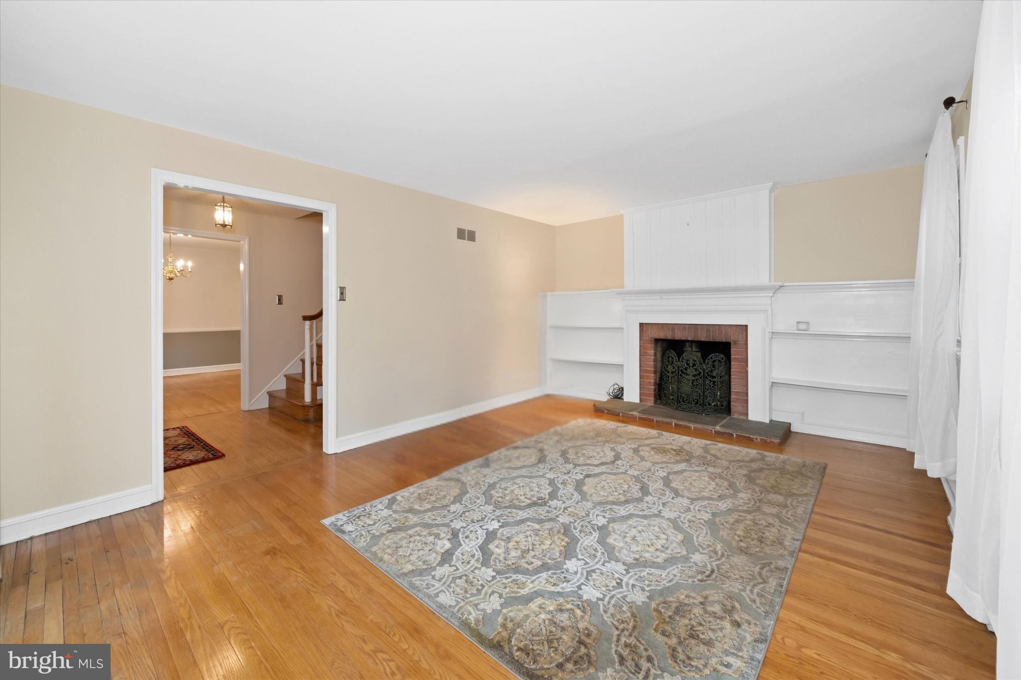 FOULK WOODS - Residential