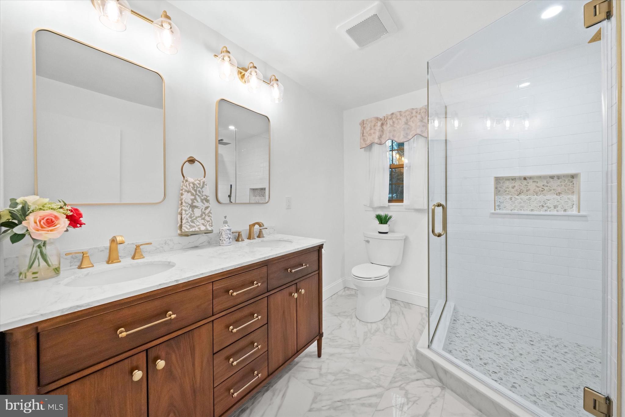 FOULK WOODS - Residential