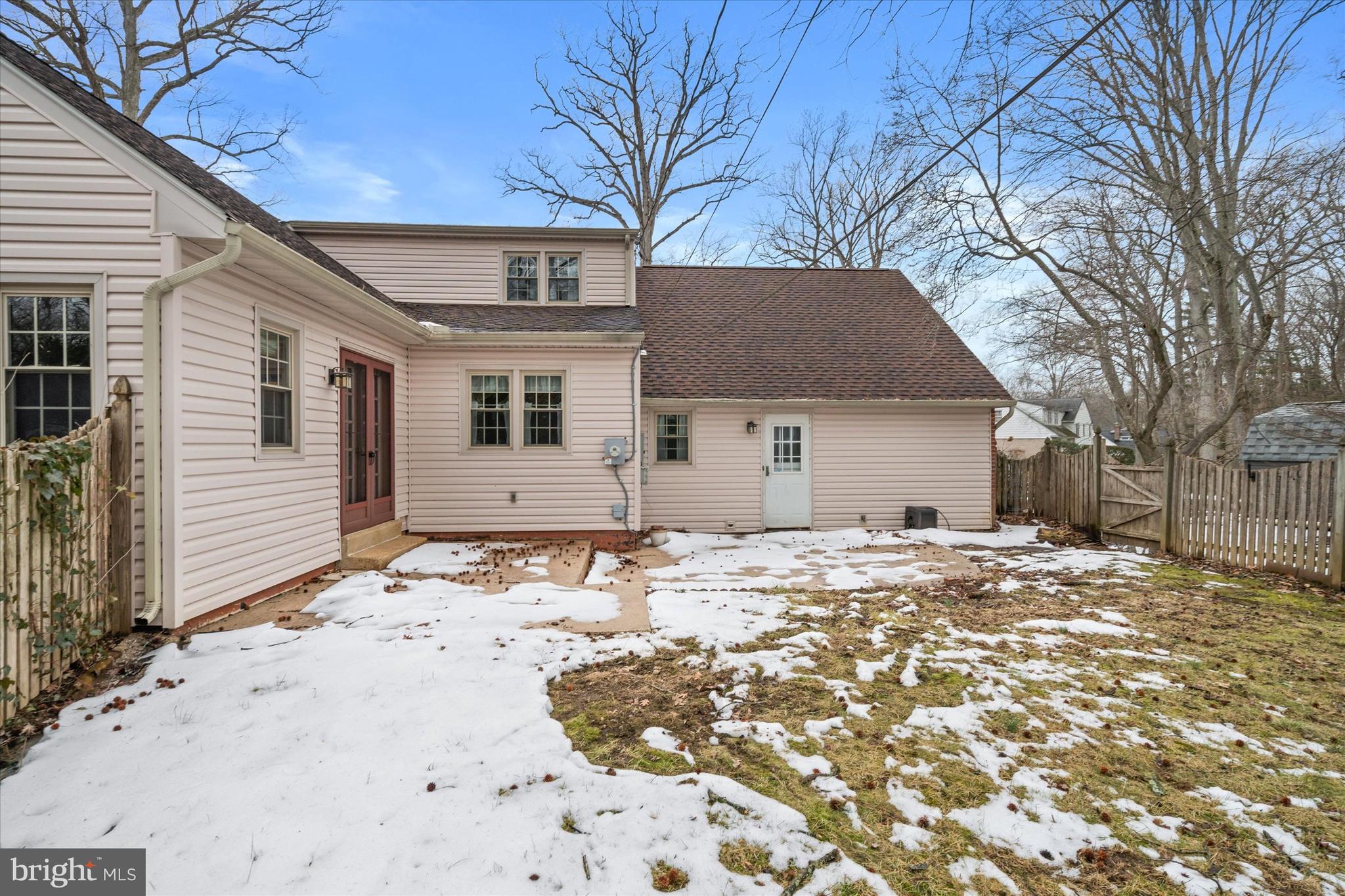 FOULK WOODS - Residential